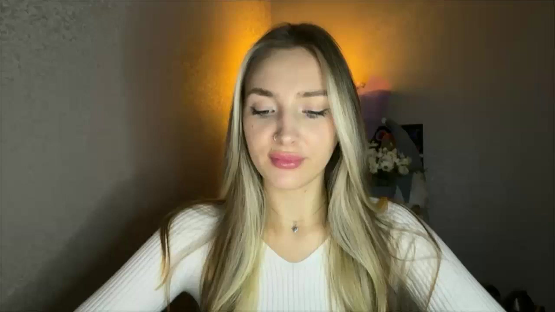 Gallery image thumbnail from My_Diana's myfreecams stream on, 11/09/2024, 20:59 image 14 of 20