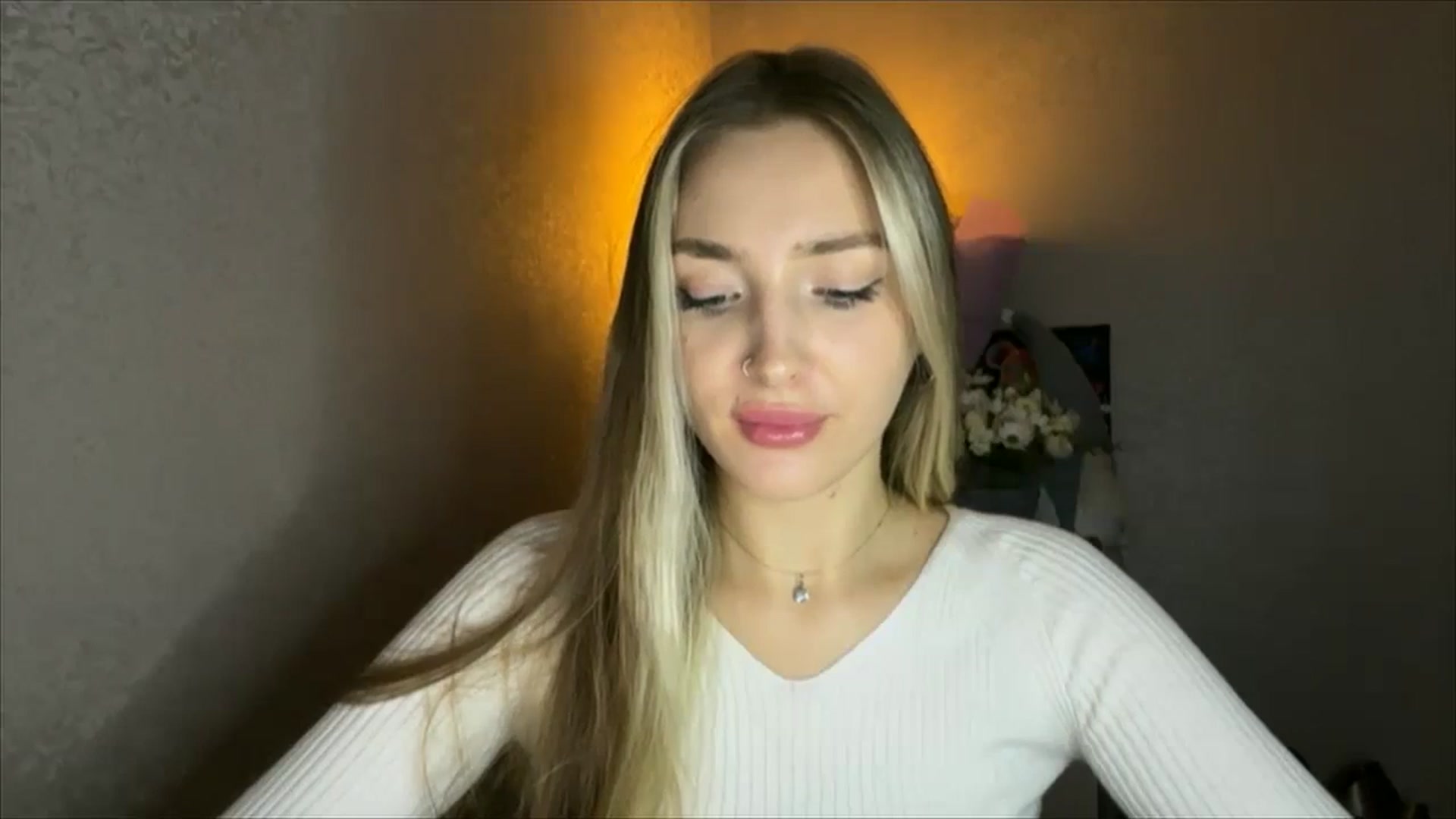 Gallery image thumbnail from My_Diana's myfreecams stream on, 11/09/2024, 21:27 image 2 of 20