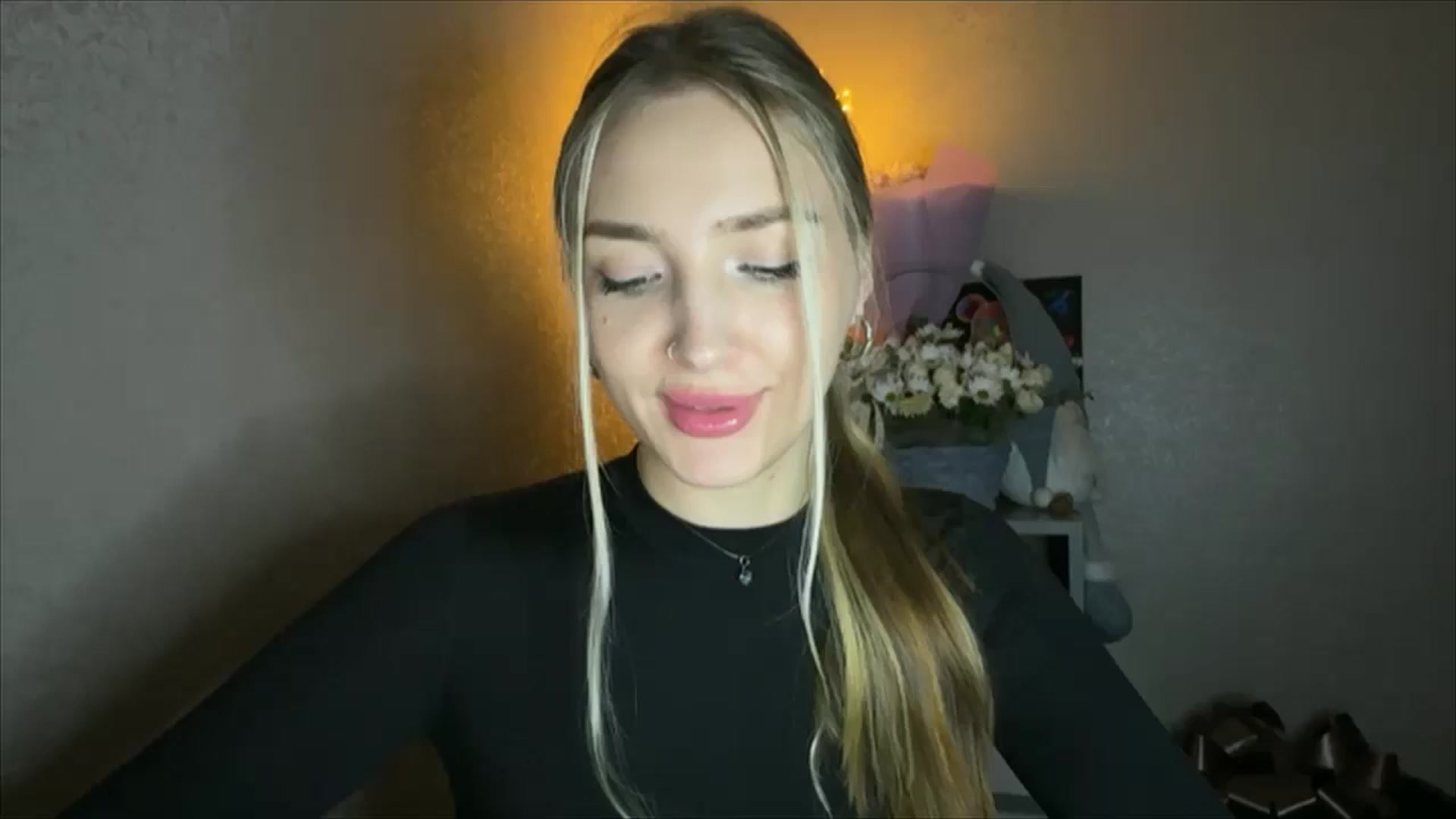Gallery image thumbnail from My_Diana's myfreecams stream on, 11/10/2024, 22:56 image 19 of 20