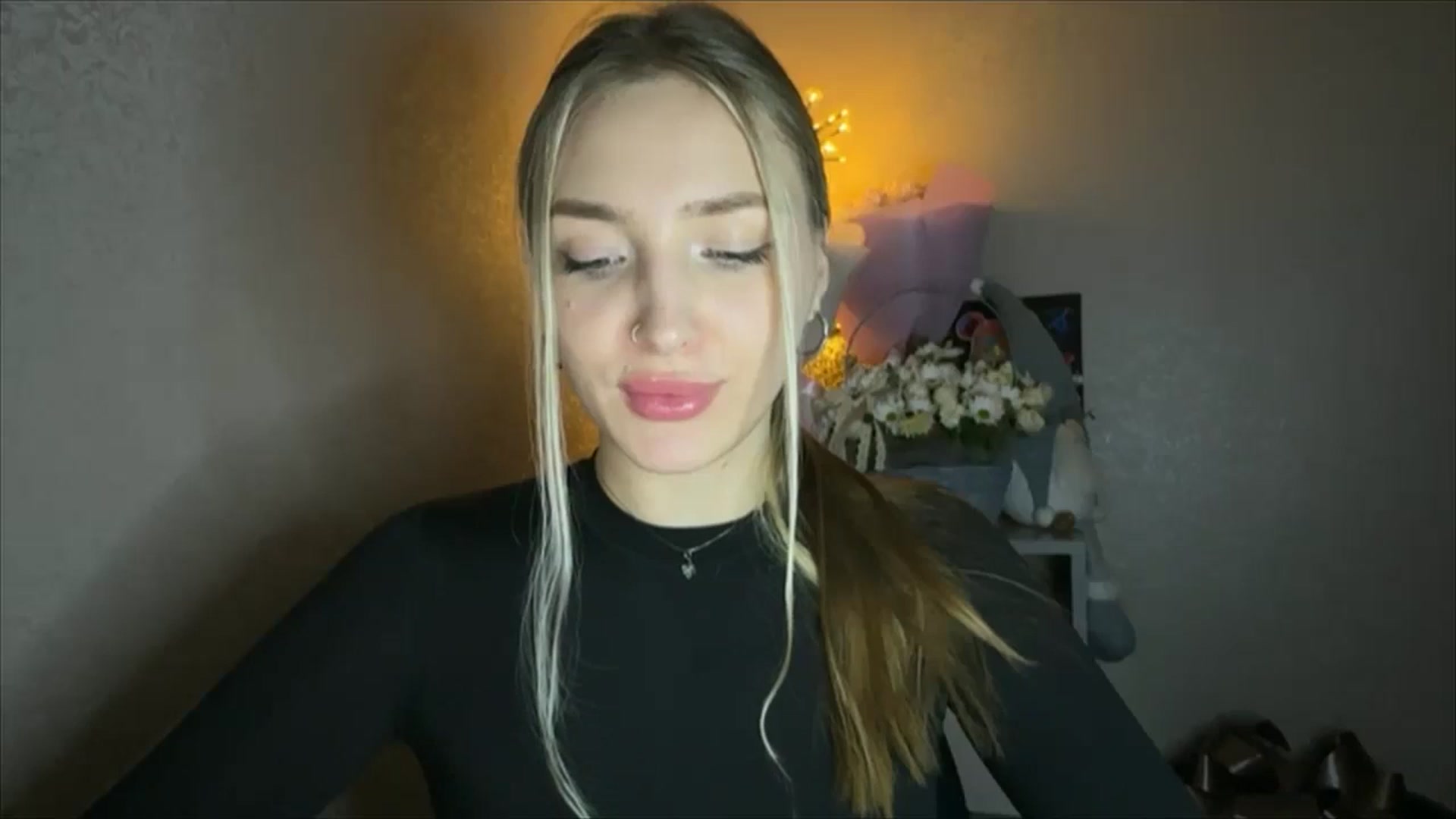 Gallery image thumbnail from My_Diana's myfreecams stream on, 11/10/2024, 22:56 image 7 of 20