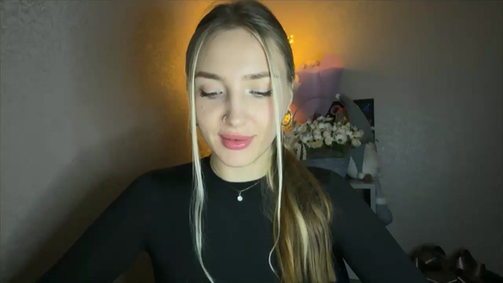 Gallery image thumbnail from My_Diana's myfreecams stream on, 11/10/2024, 22:56 image 9 of 20