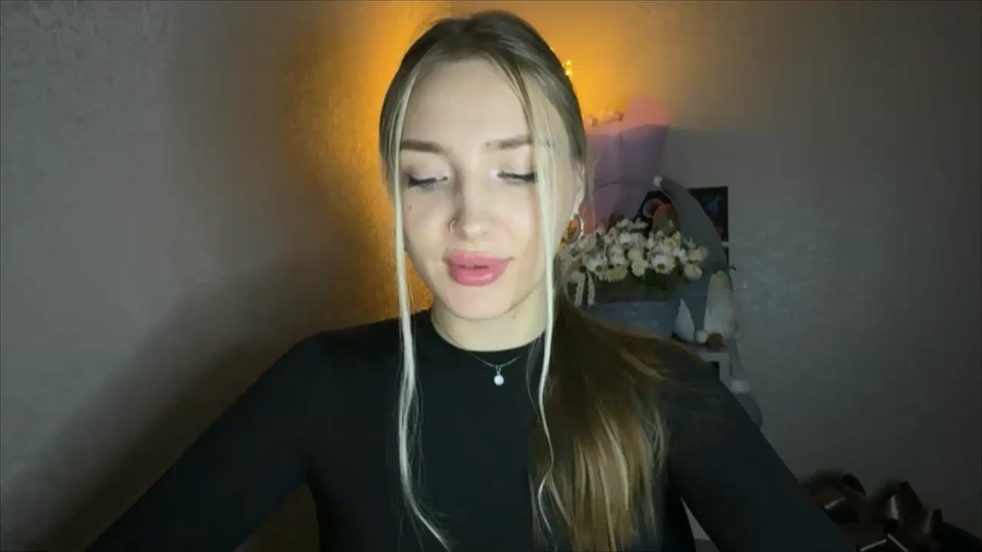 Gallery image thumbnail from My_Diana's myfreecams stream on, 11/10/2024, 22:56 image 16 of 20