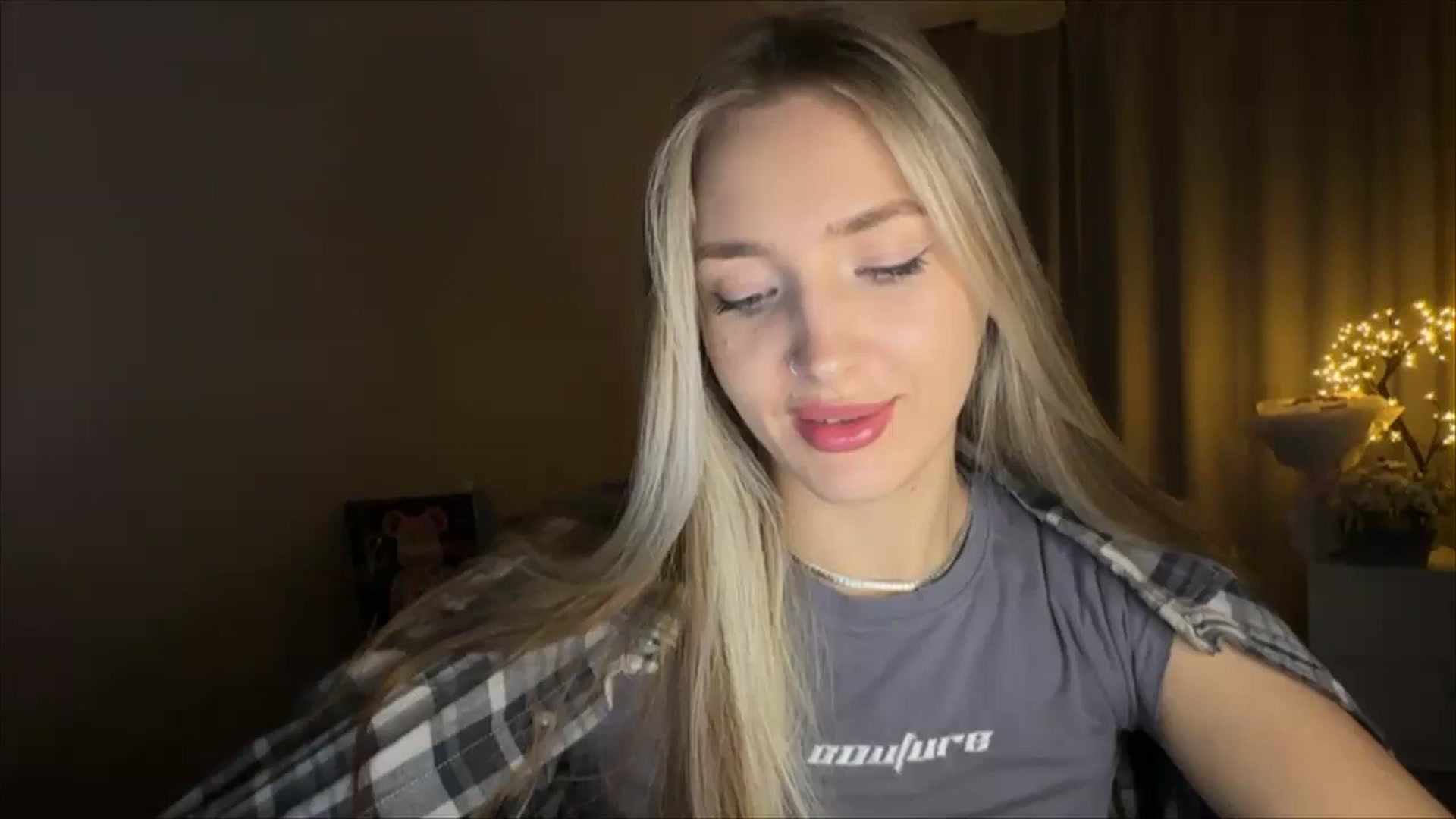 Gallery image thumbnail from My_Diana's myfreecams stream on, 11/12/2024, 23:14 image 19 of 20