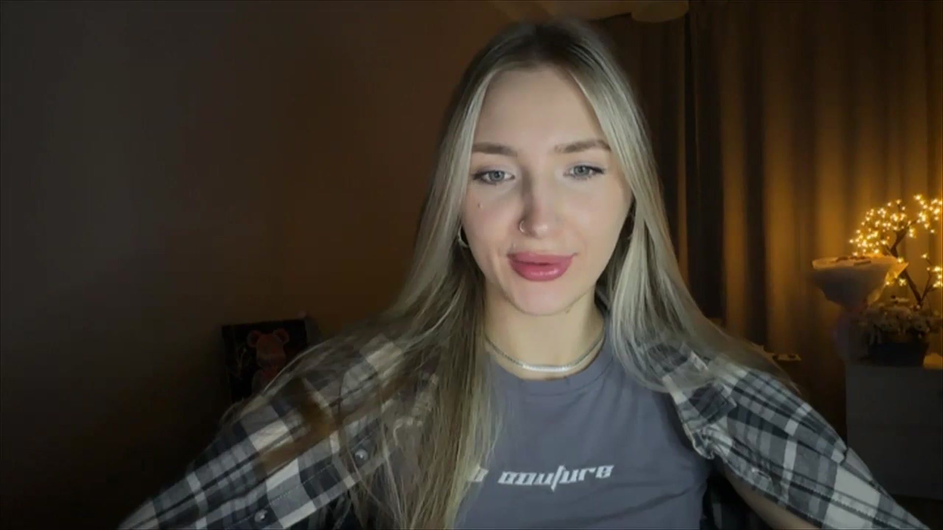 Gallery image thumbnail from My_Diana's myfreecams stream on, 11/12/2024, 23:14 image 20 of 20