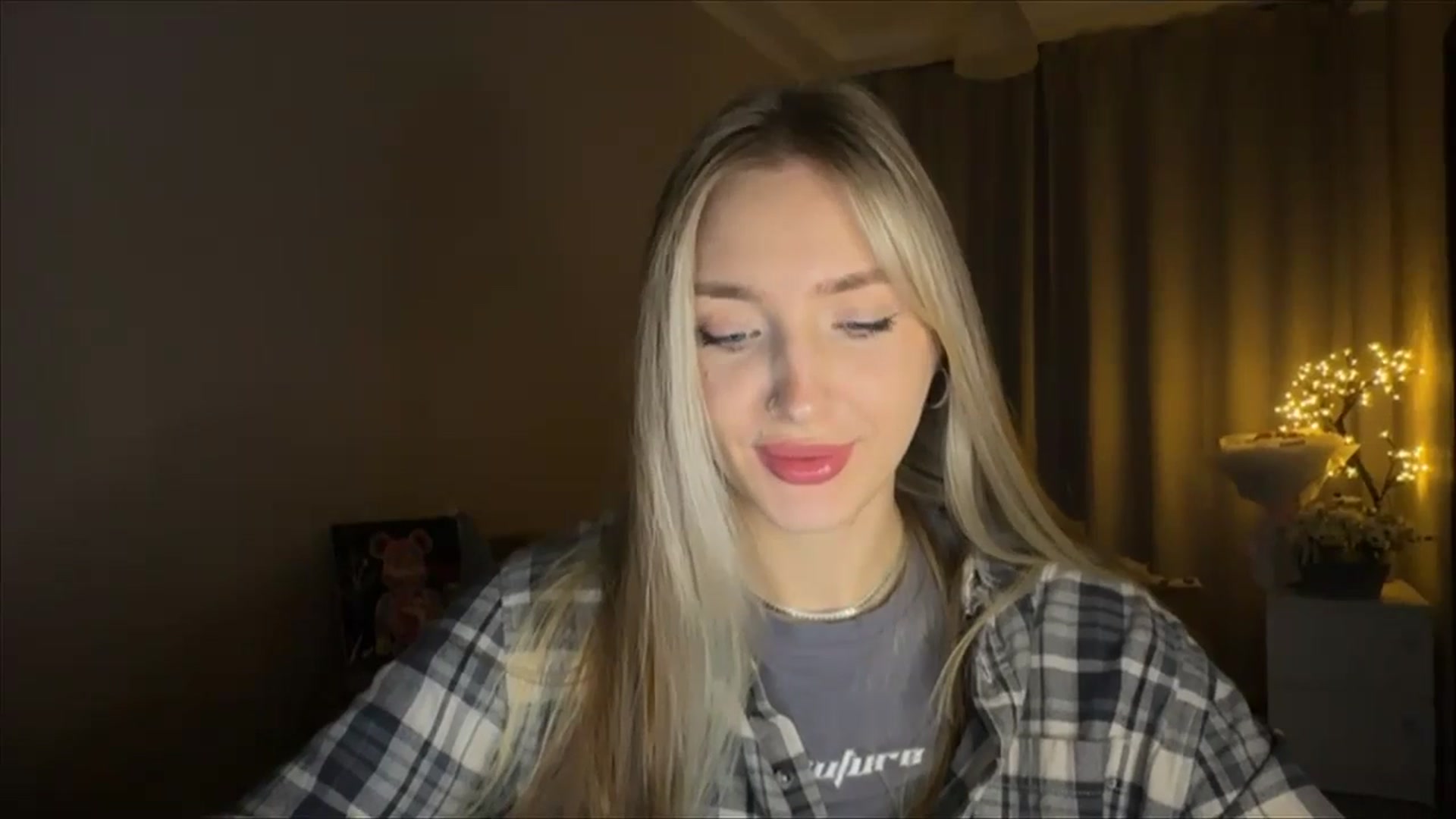 Gallery image thumbnail from My_Diana's myfreecams stream on, 11/12/2024, 23:14 image 7 of 20