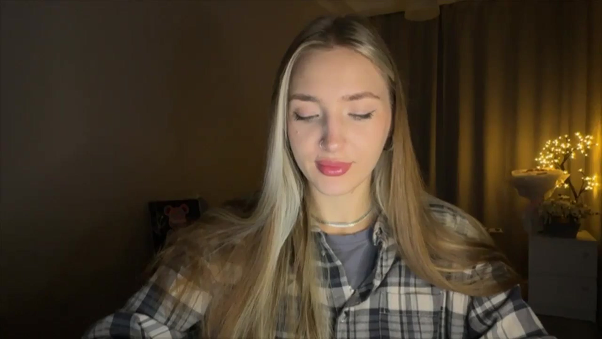 Gallery image thumbnail from My_Diana's myfreecams stream on, 11/12/2024, 23:14 image 3 of 20