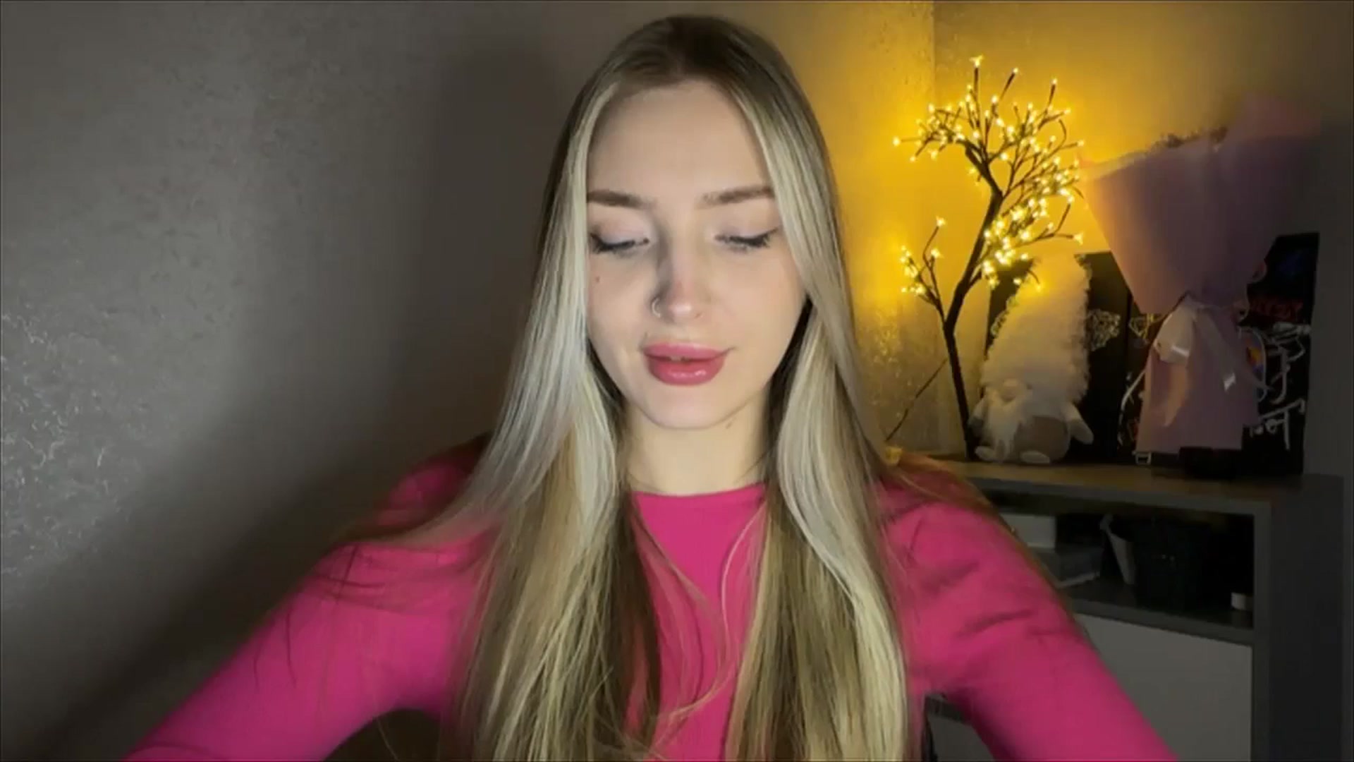 Gallery image thumbnail from My_Diana's myfreecams stream on, 11/13/2024, 14:41 image 16 of 20
