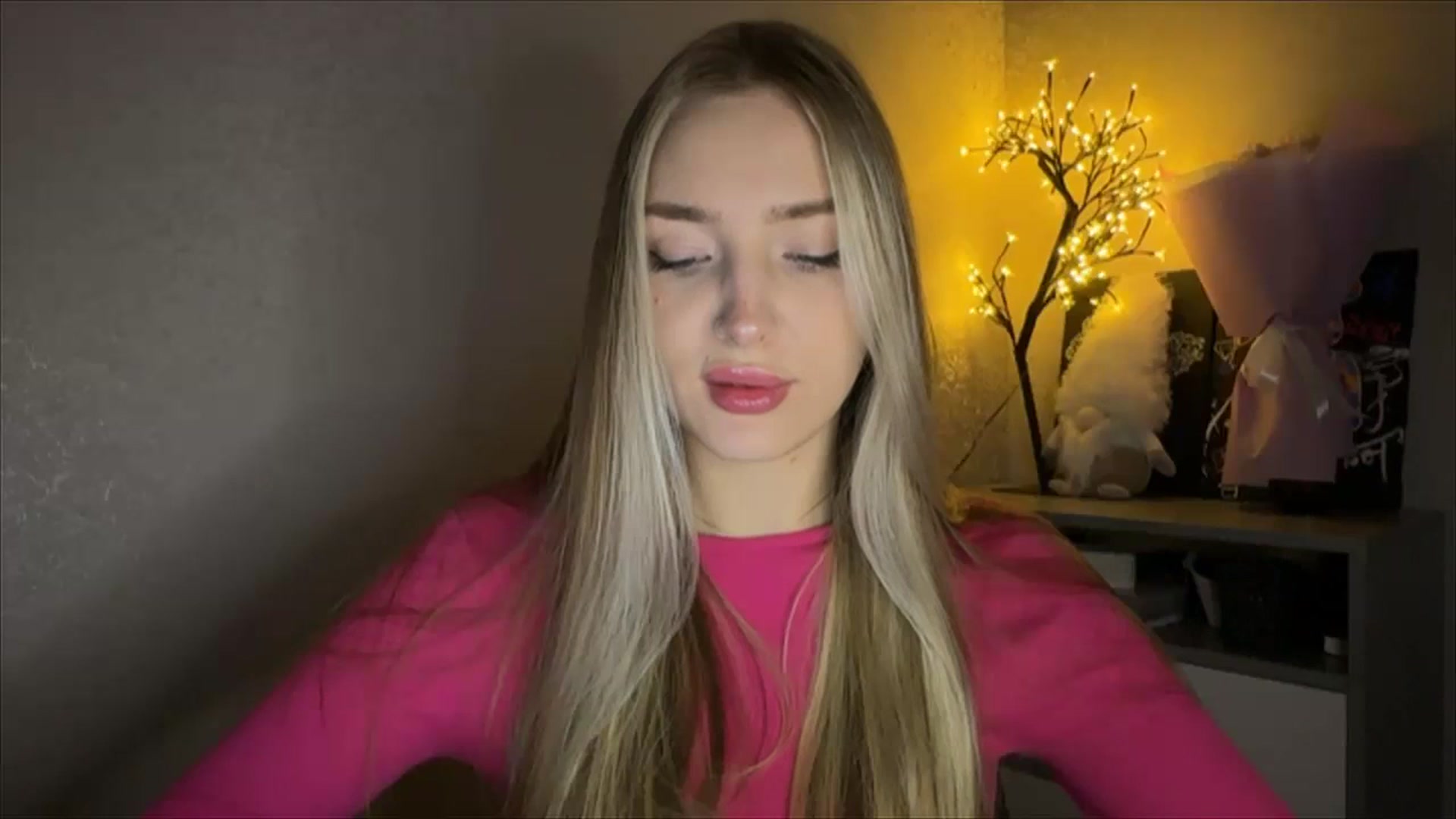Gallery image thumbnail from My_Diana's myfreecams stream on, 11/13/2024, 14:41 image 17 of 20