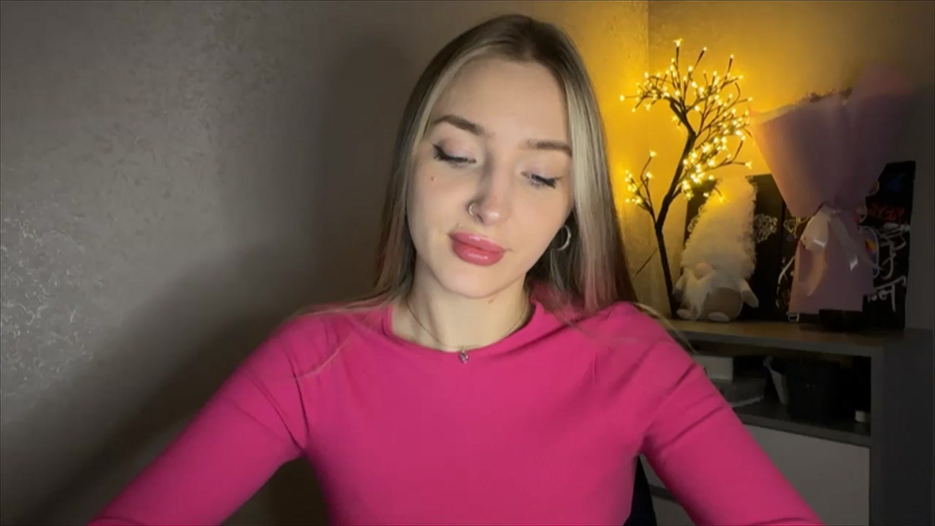 Gallery image thumbnail from My_Diana's myfreecams stream on, 11/13/2024, 14:41 image 14 of 20