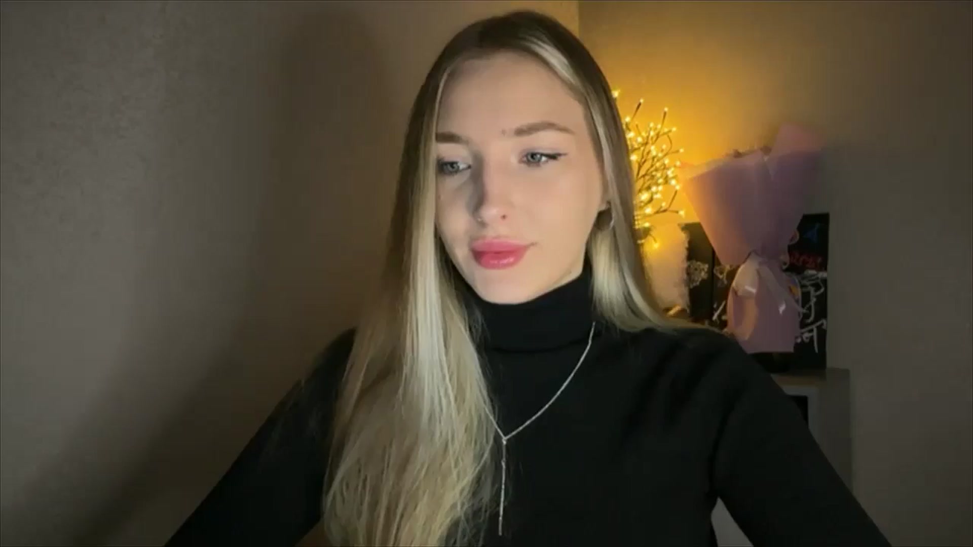 Gallery image thumbnail from My_Diana's myfreecams stream on, 11/14/2024, 14:08 image 1 of 20