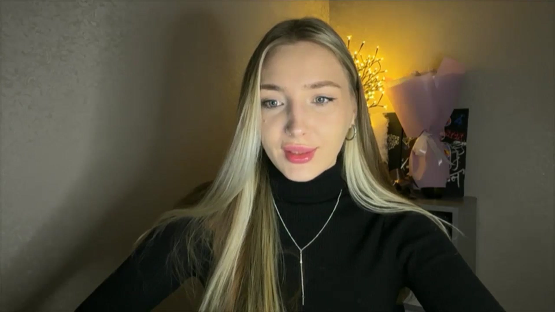 Gallery image thumbnail from My_Diana's myfreecams stream on, 11/14/2024, 14:08 image 11 of 20