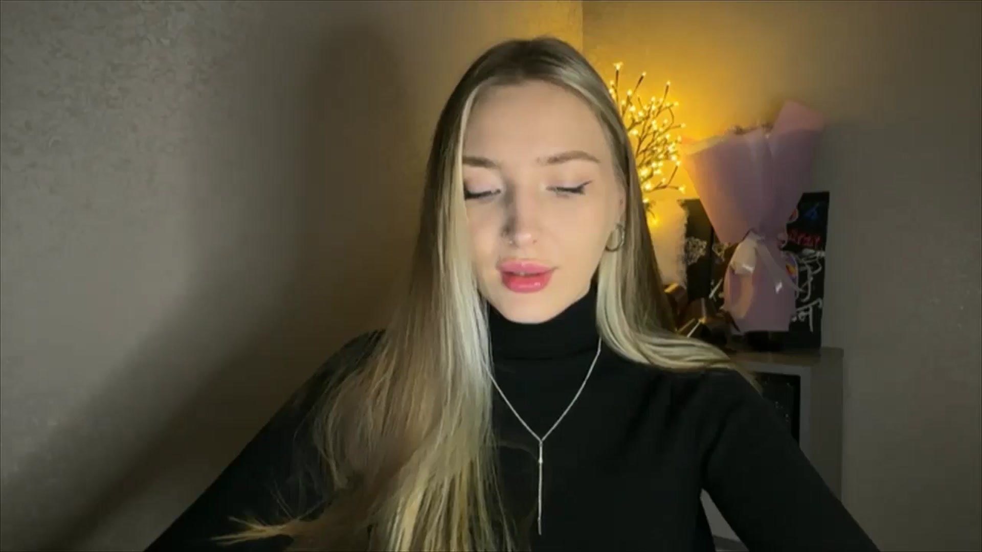Gallery image thumbnail from My_Diana's myfreecams stream on, 11/14/2024, 14:08 image 13 of 20