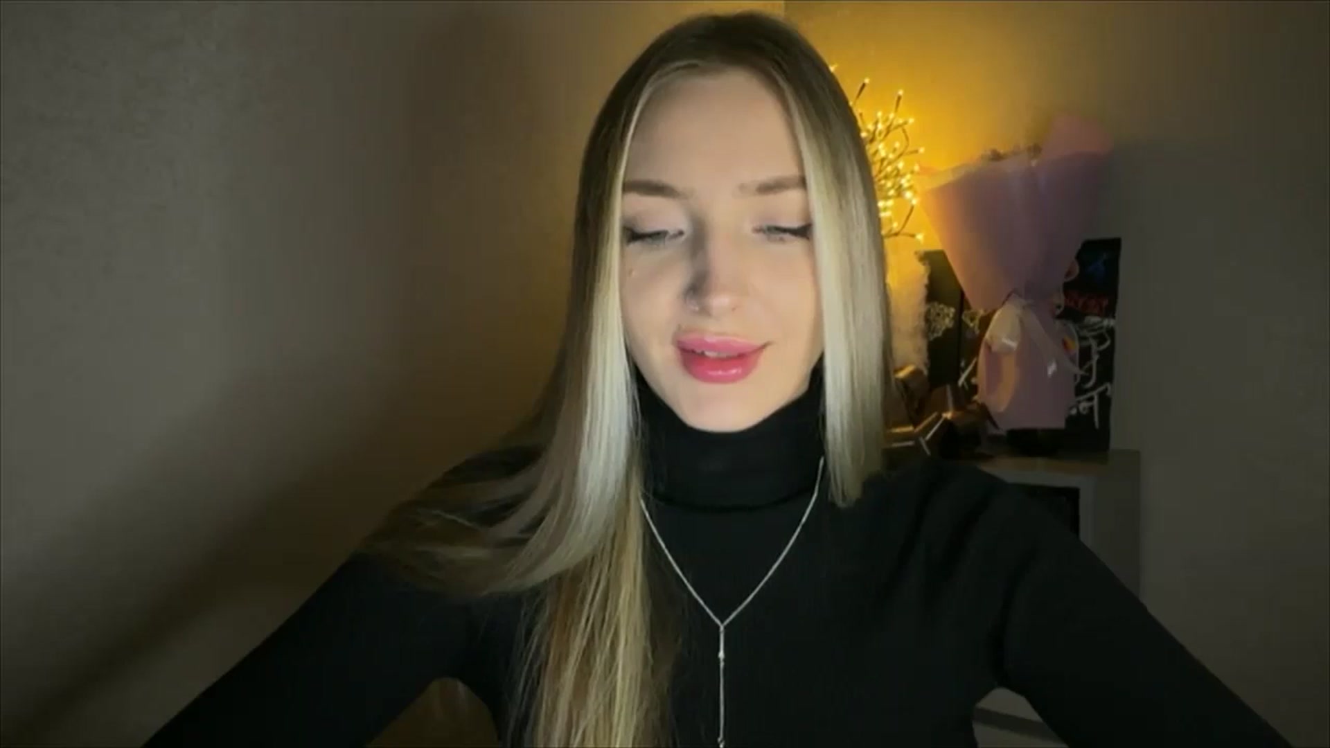Gallery image thumbnail from My_Diana's myfreecams stream on, 11/14/2024, 15:23 image 15 of 20
