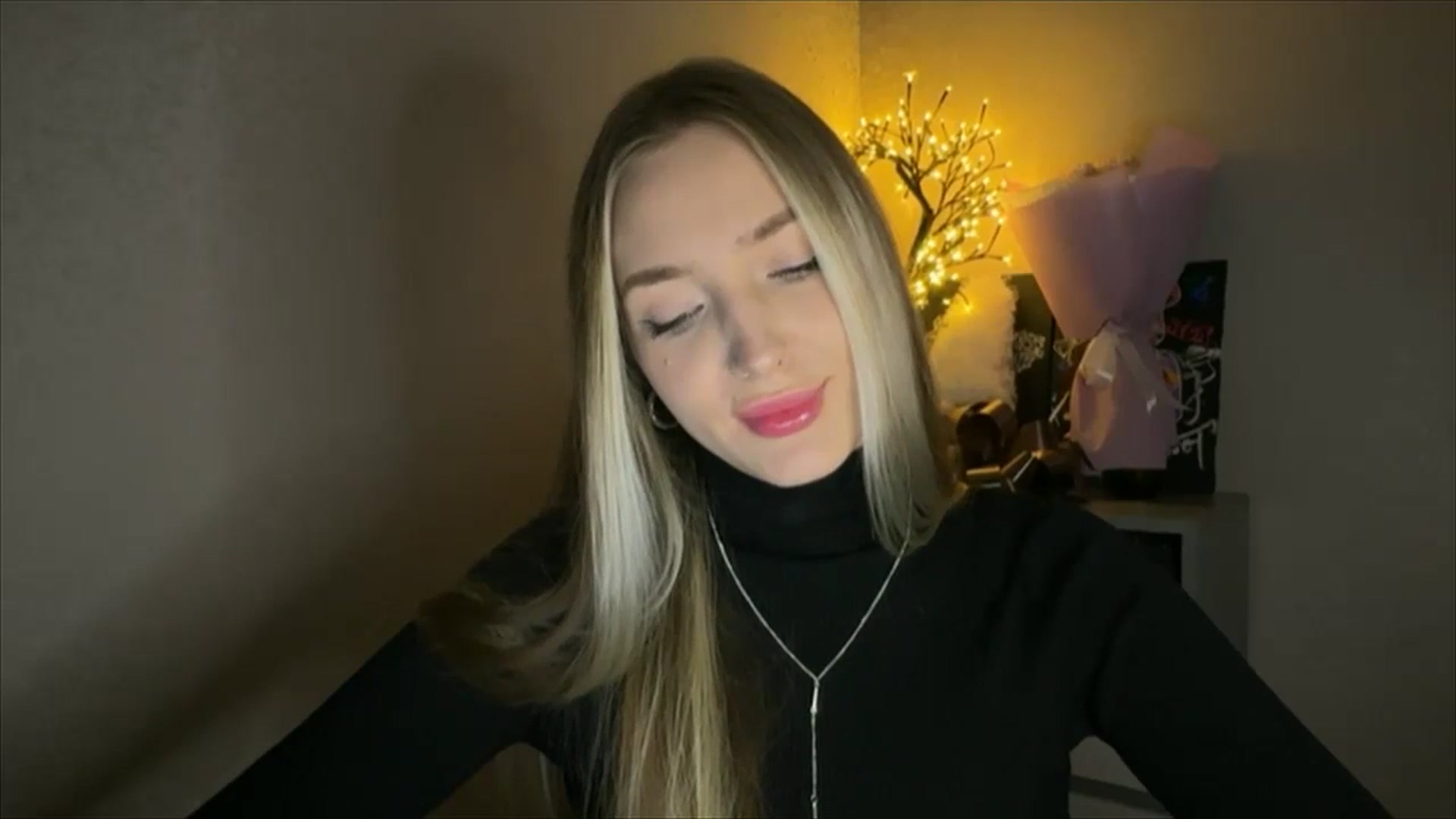 Gallery image thumbnail from My_Diana's myfreecams stream on, 11/14/2024, 15:23 image 16 of 20