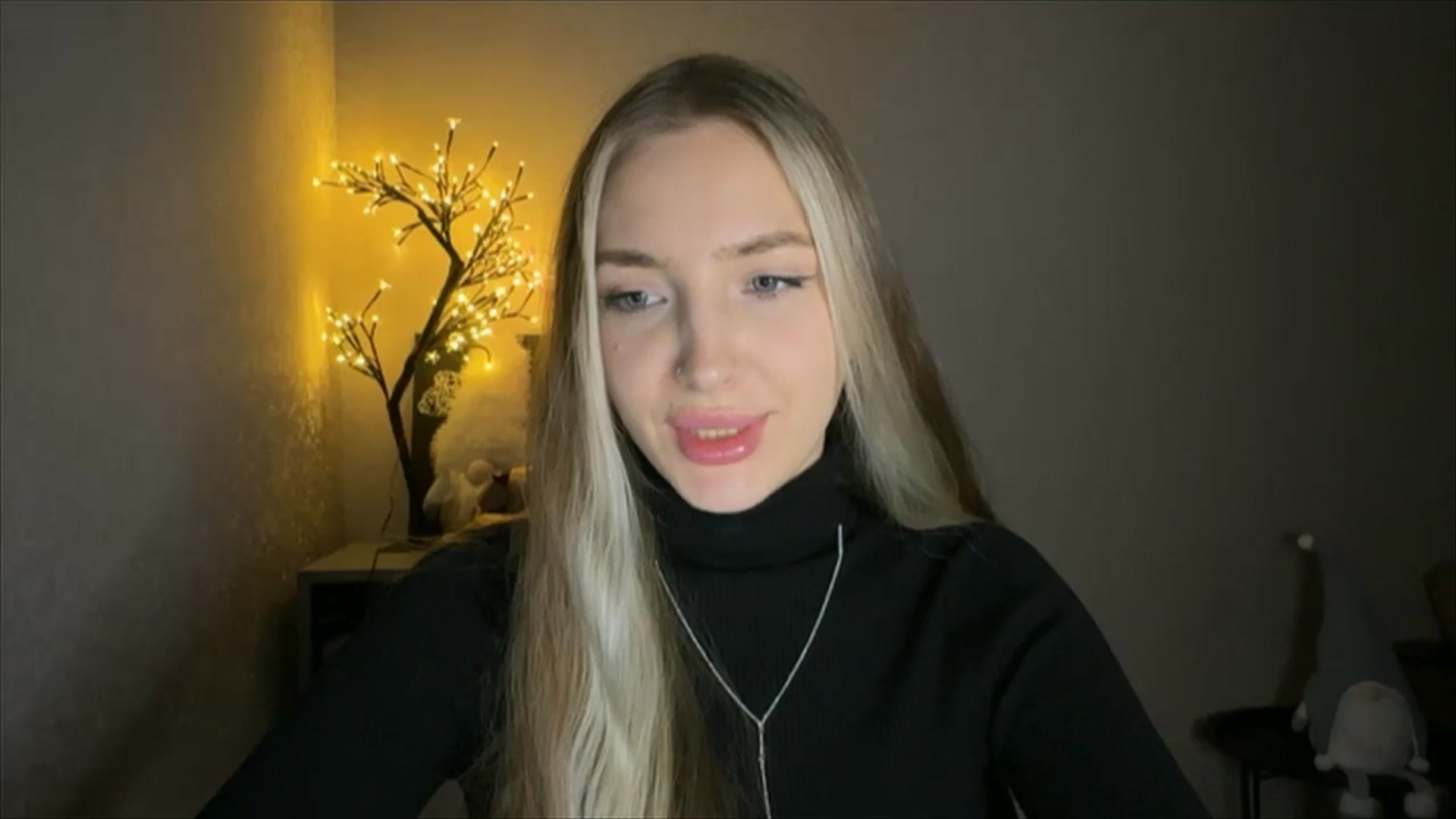 Gallery image thumbnail from My_Diana's myfreecams stream on, 11/14/2024, 21:51 image 4 of 20