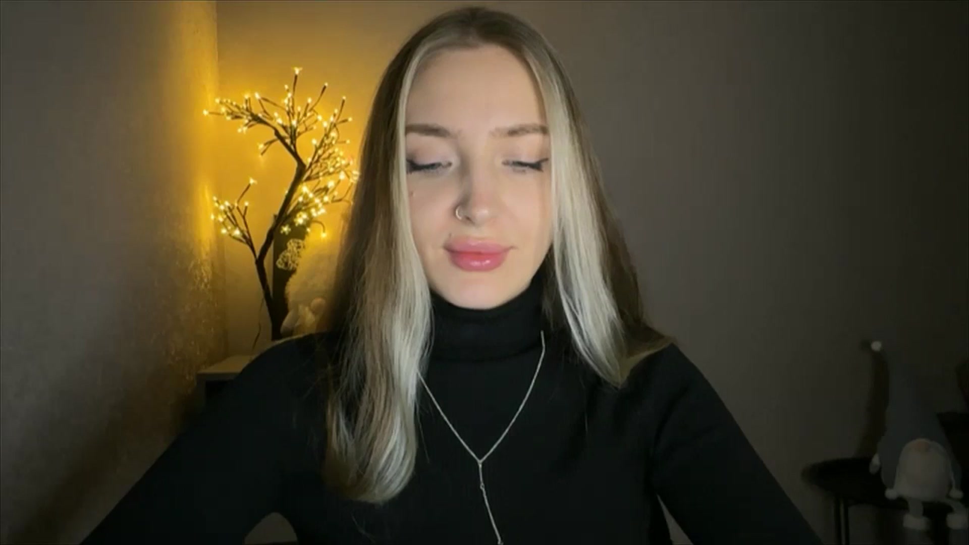 Gallery image thumbnail from My_Diana's myfreecams stream on, 11/14/2024, 21:51 image 7 of 20
