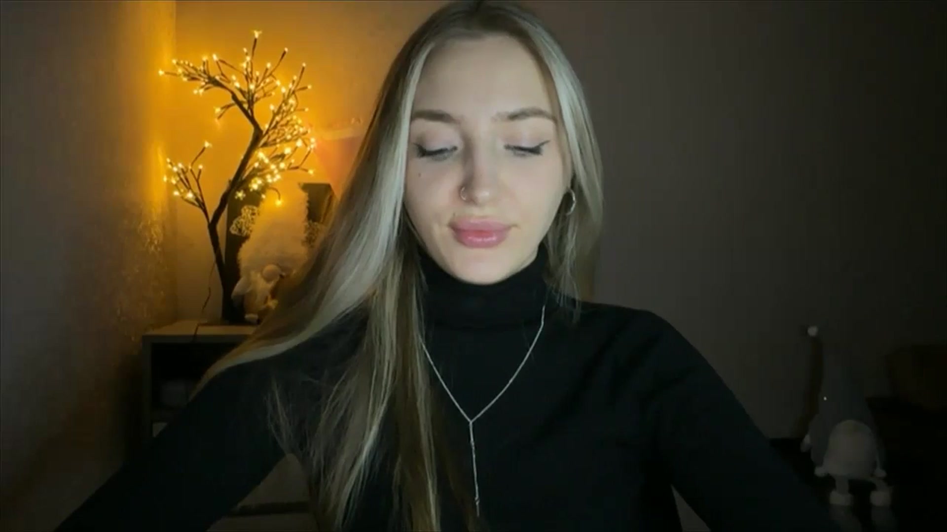 Gallery image thumbnail from My_Diana's myfreecams stream on, 11/14/2024, 23:01 image 20 of 20