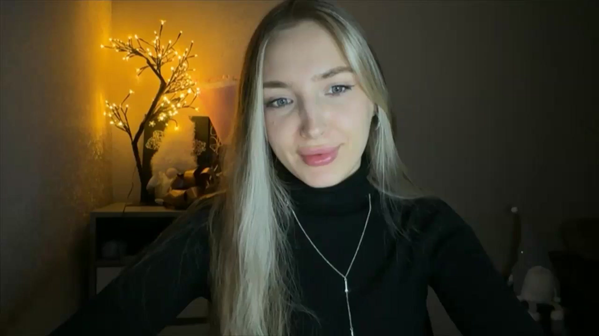 Gallery image thumbnail from My_Diana's myfreecams stream on, 11/14/2024, 23:01 image 14 of 20