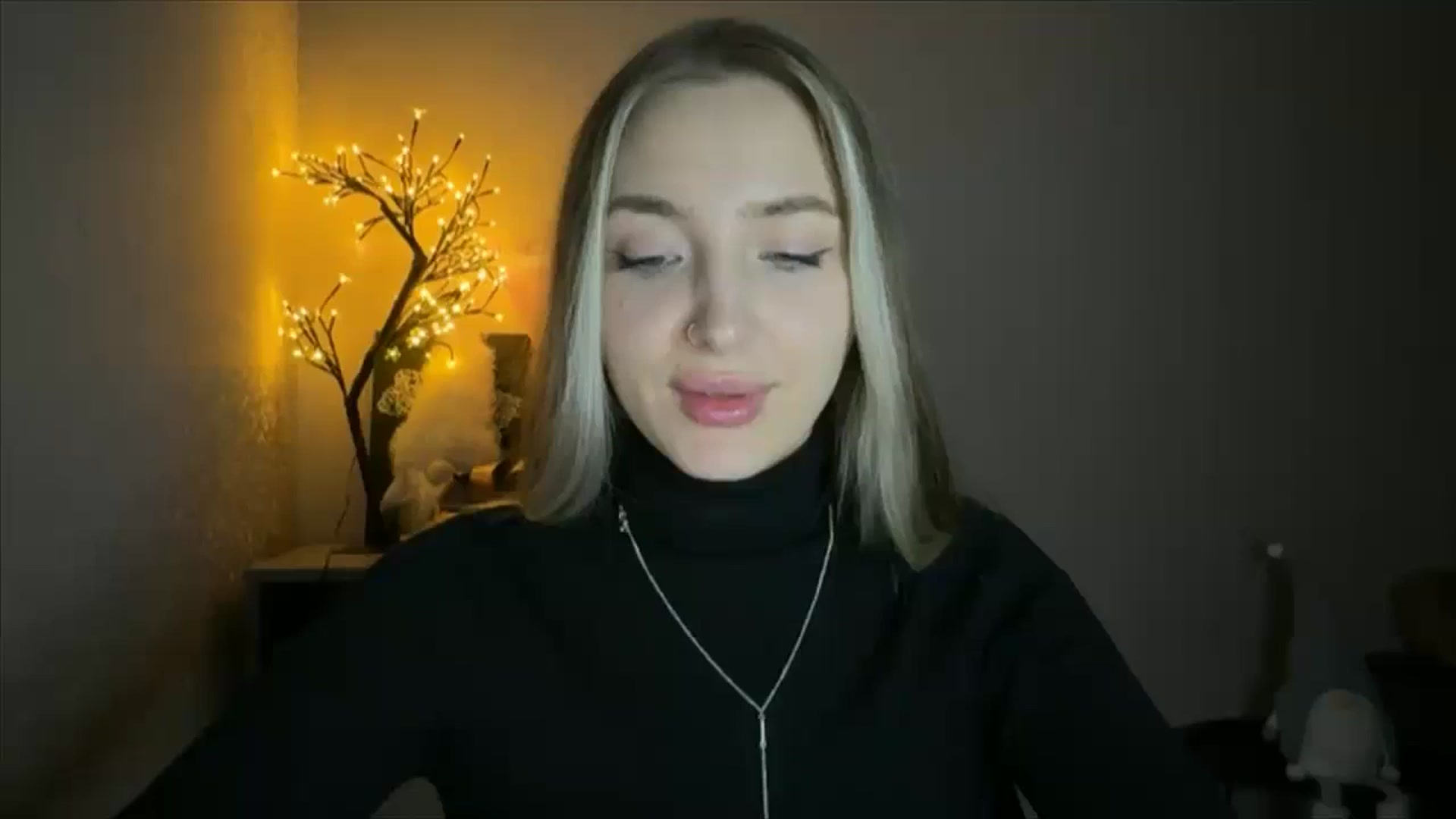 Gallery image thumbnail from My_Diana's myfreecams stream on, 11/14/2024, 23:01 image 6 of 20