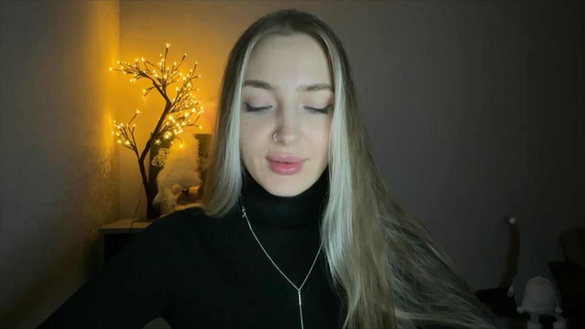 Gallery image thumbnail from My_Diana's myfreecams stream on, 11/14/2024, 23:01 image 7 of 20