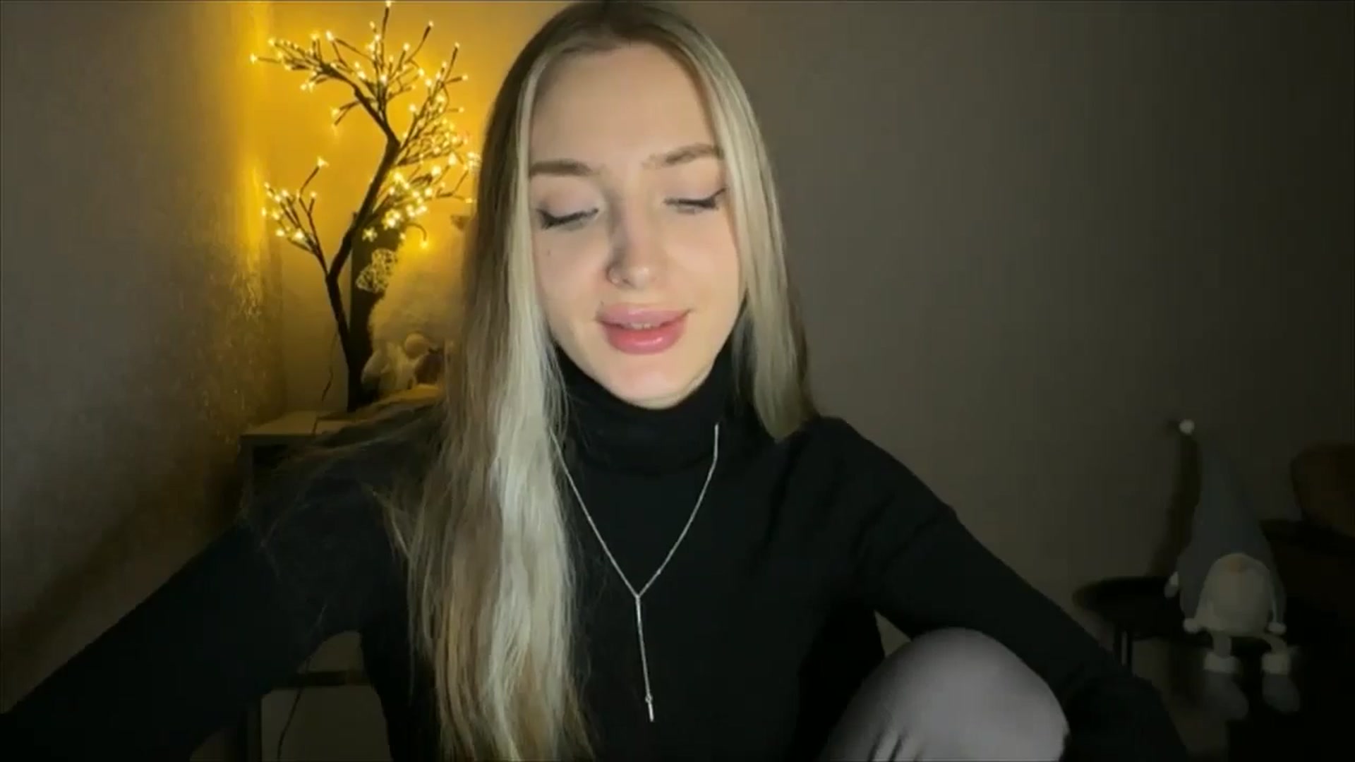 Gallery image thumbnail from My_Diana's myfreecams stream on, 11/14/2024, 23:01 image 3 of 20