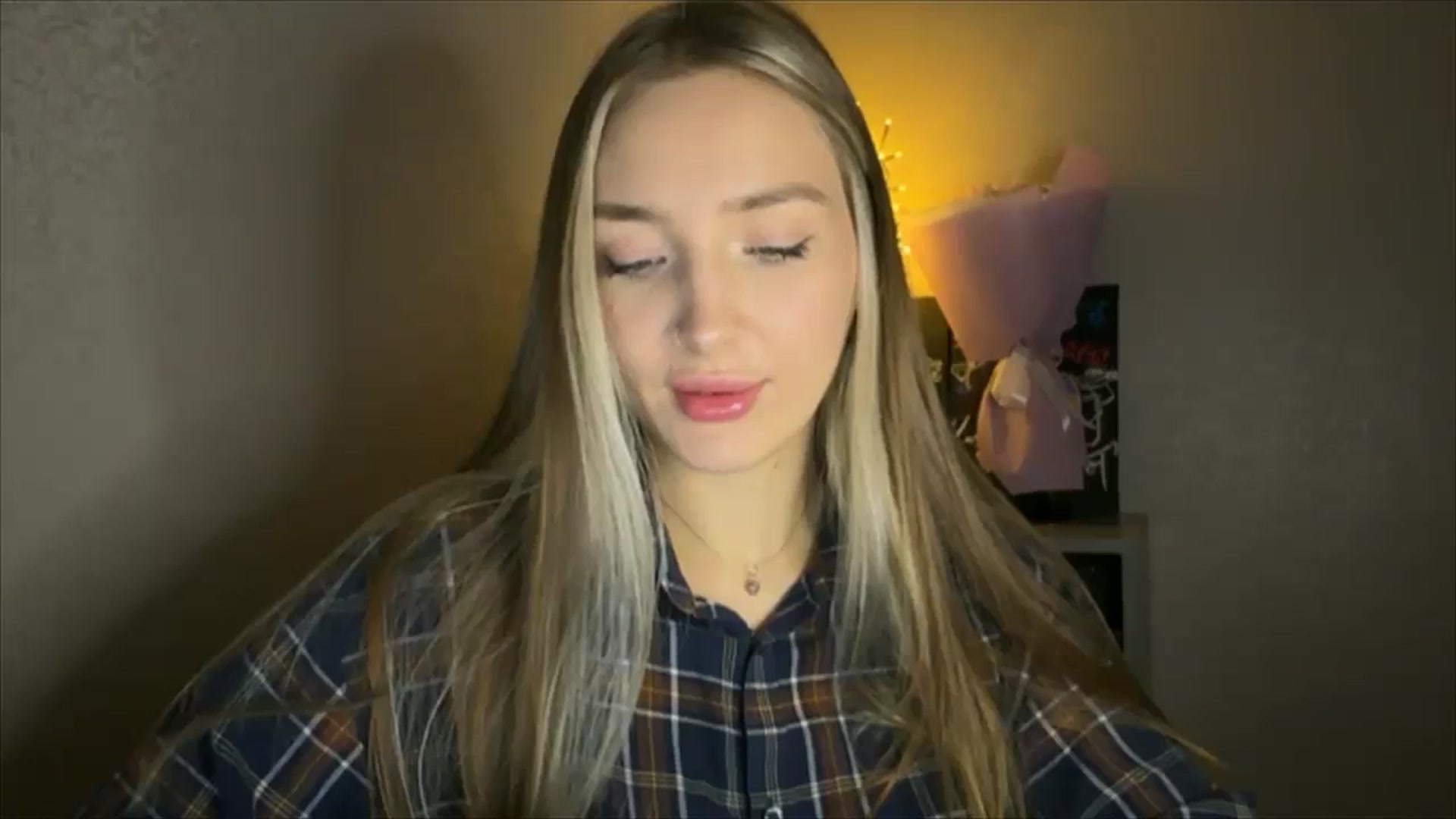 Gallery image thumbnail from My_Diana's myfreecams stream on, 11/15/2024, 14:55 image 3 of 20