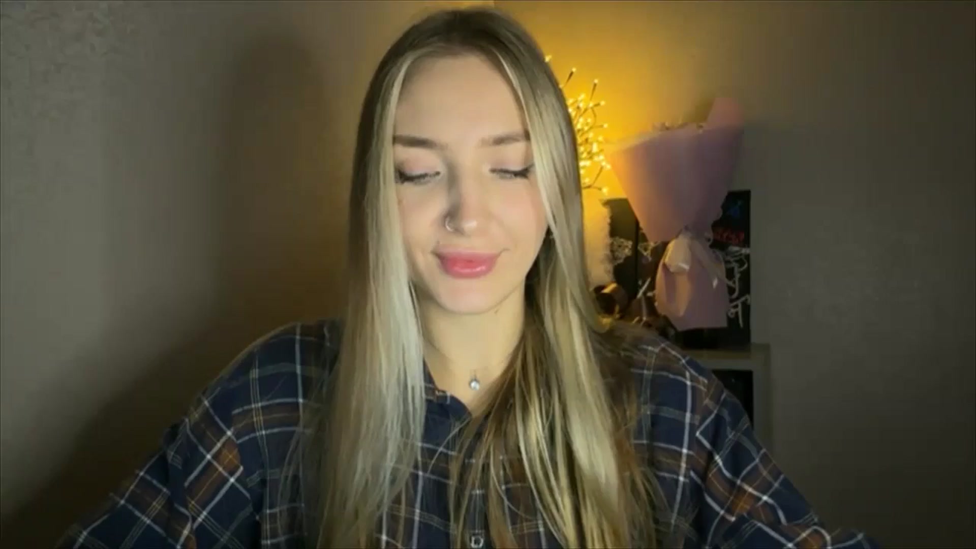 Gallery image thumbnail from My_Diana's myfreecams stream on, 11/15/2024, 14:55 image 9 of 20