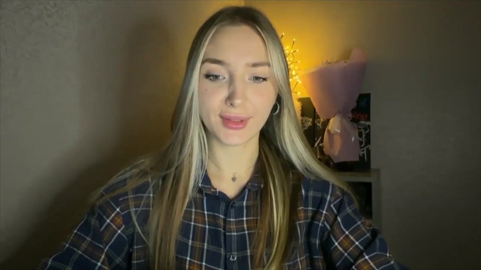 Gallery image thumbnail from My_Diana's myfreecams stream on, 11/15/2024, 14:55 image 14 of 20