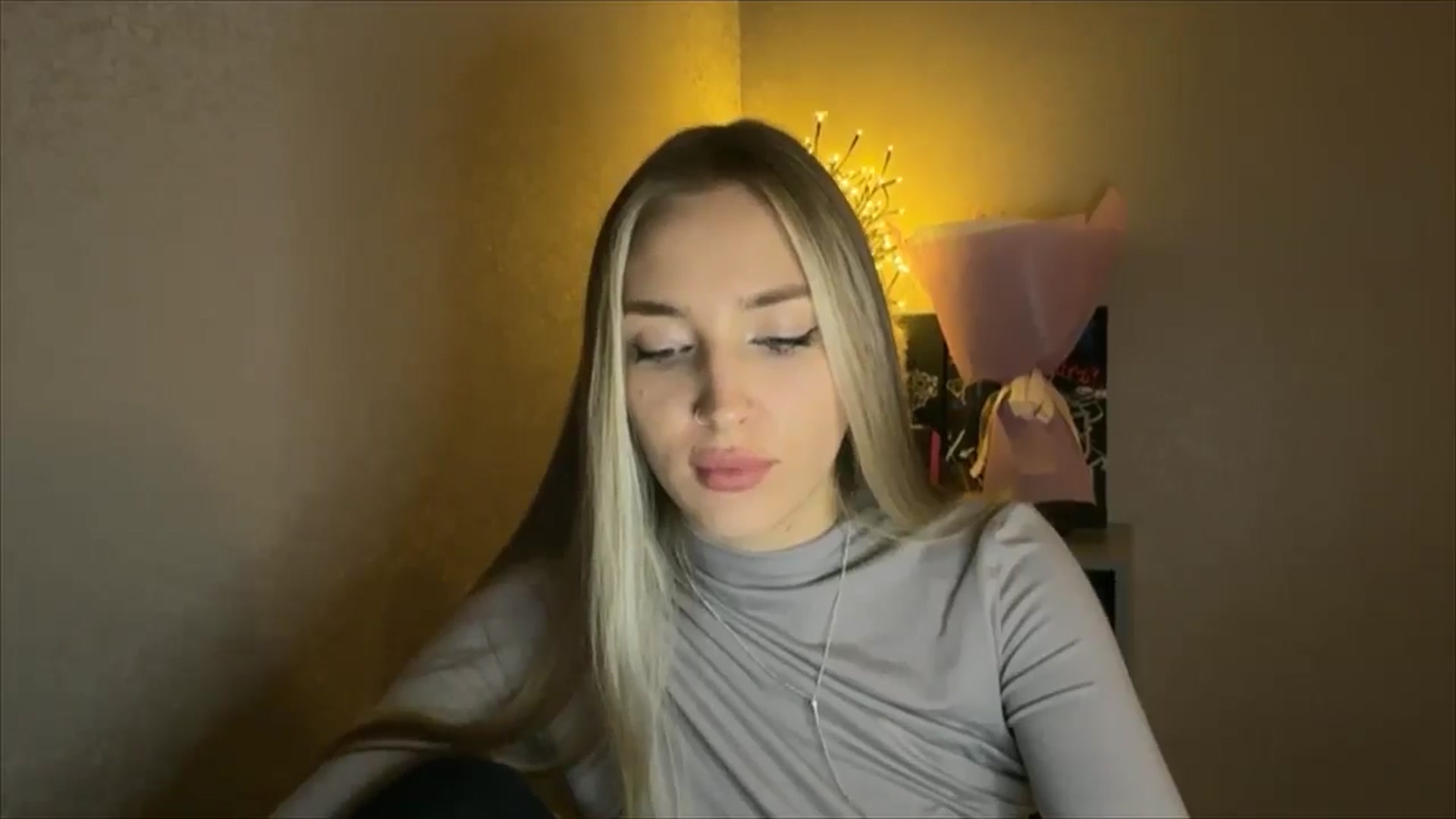 Gallery image thumbnail from My_Diana's myfreecams stream on, 11/16/2024, 21:30 image 5 of 20