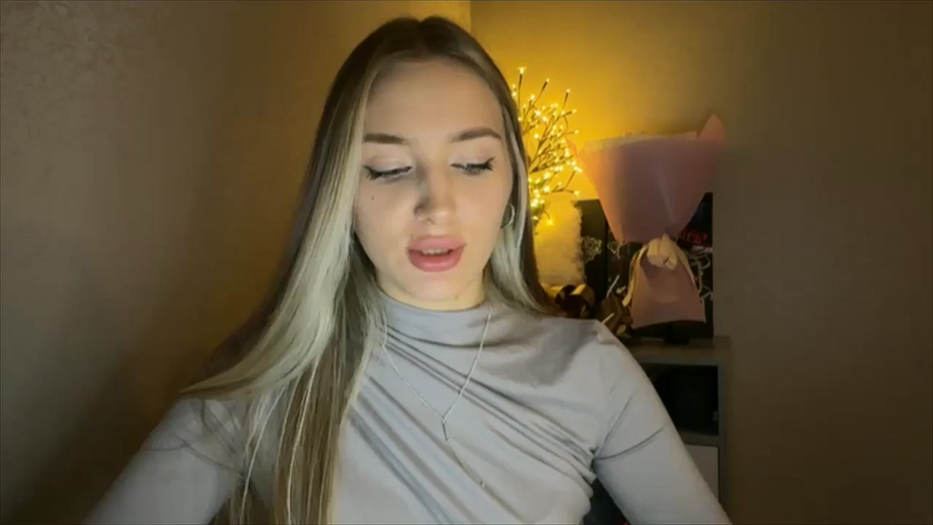 Gallery image thumbnail from My_Diana's myfreecams stream on, 11/16/2024, 21:30 image 16 of 20