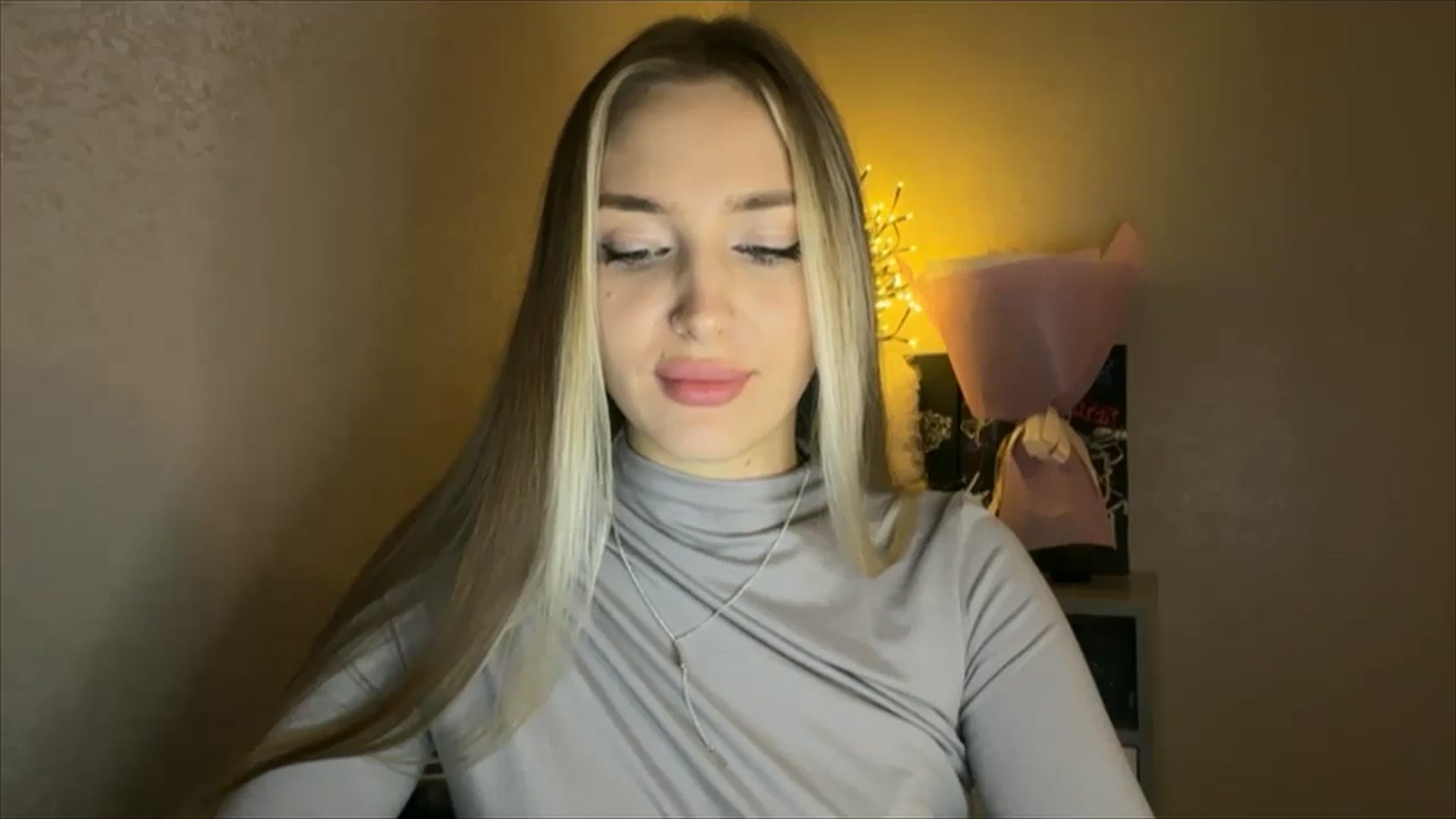 Gallery image thumbnail from My_Diana's myfreecams stream on, 11/16/2024, 22:25 image 19 of 20