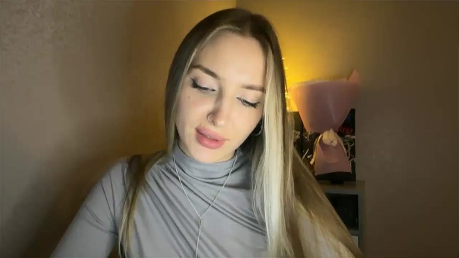 Gallery image thumbnail from My_Diana's myfreecams stream on, 11/16/2024, 22:25 image 15 of 20