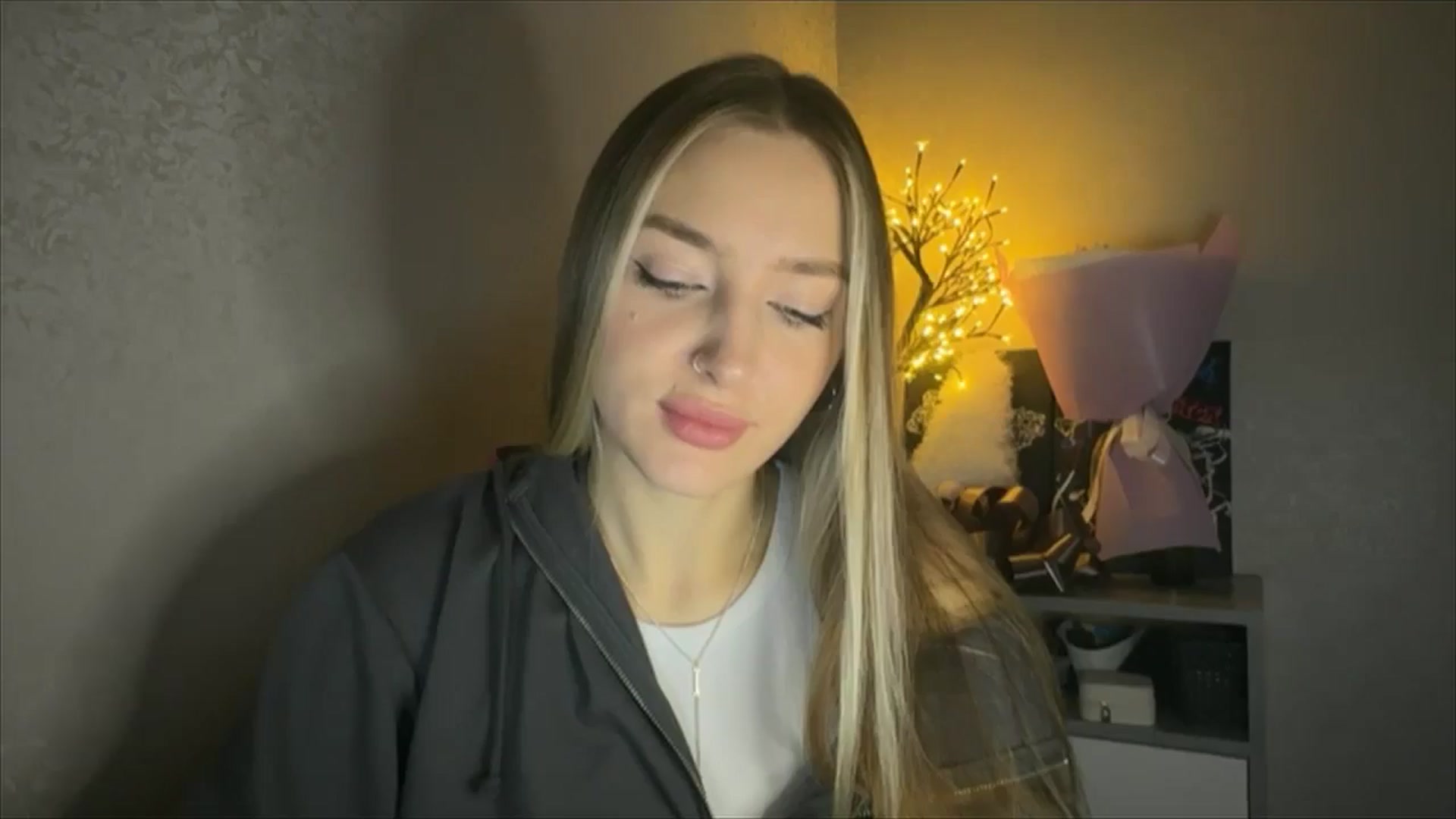 Gallery image thumbnail from My_Diana's myfreecams stream on, 11/17/2024, 14:59 image 3 of 20