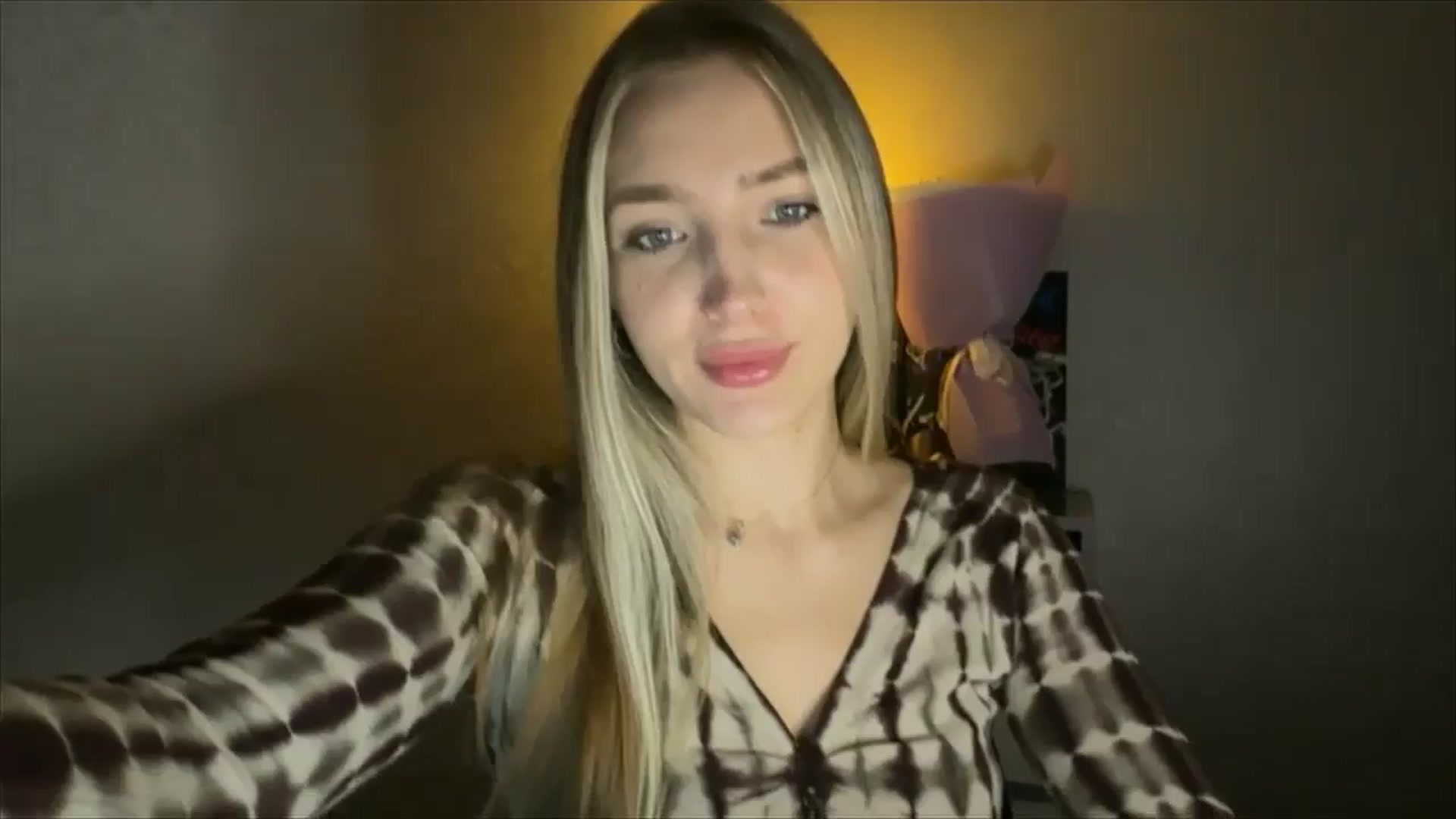 Gallery image thumbnail from My_Diana's myfreecams stream on, 11/19/2024, 21:46 image 1 of 20