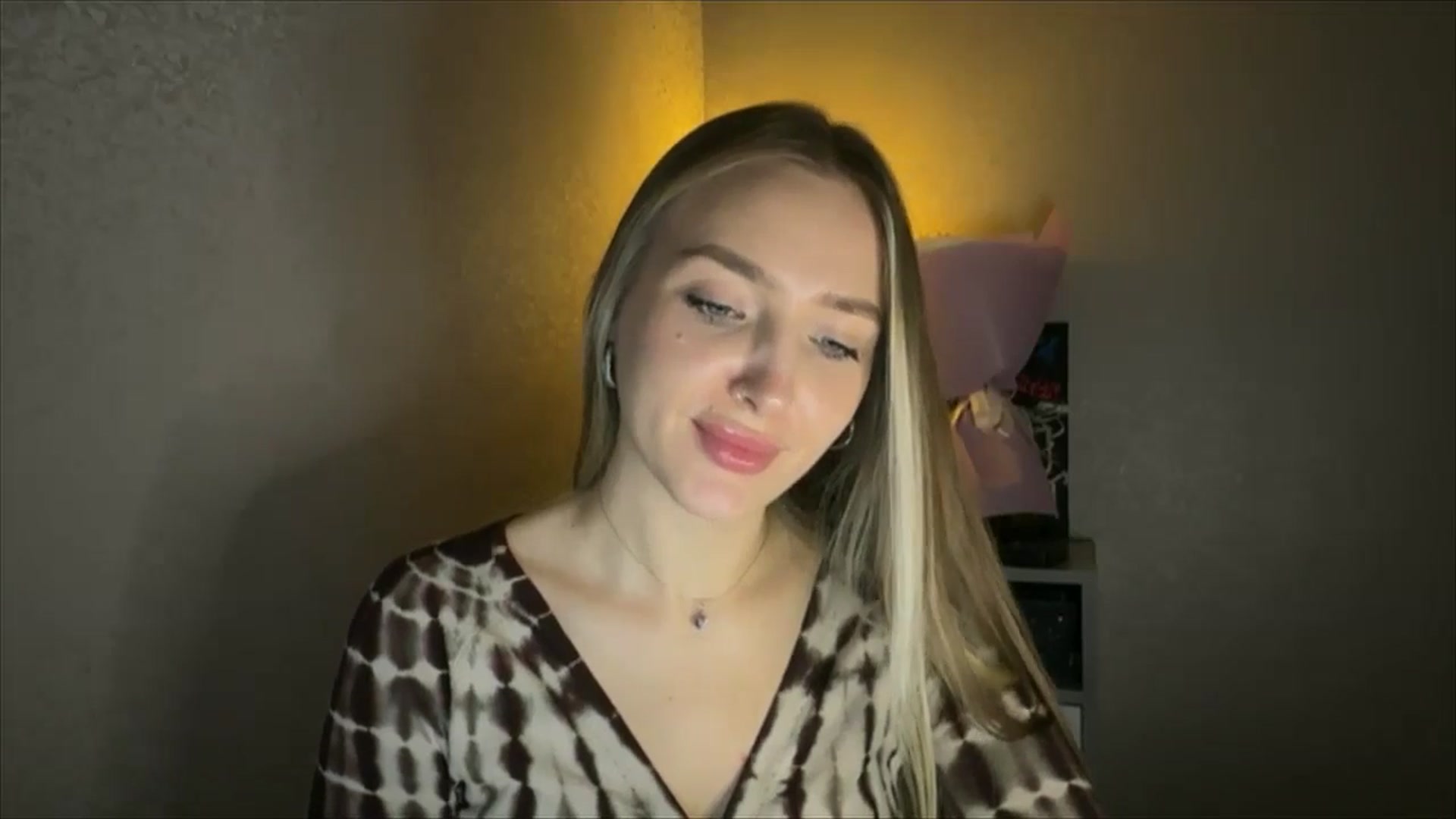 Gallery image thumbnail from My_Diana's myfreecams stream on, 11/19/2024, 21:46 image 19 of 20