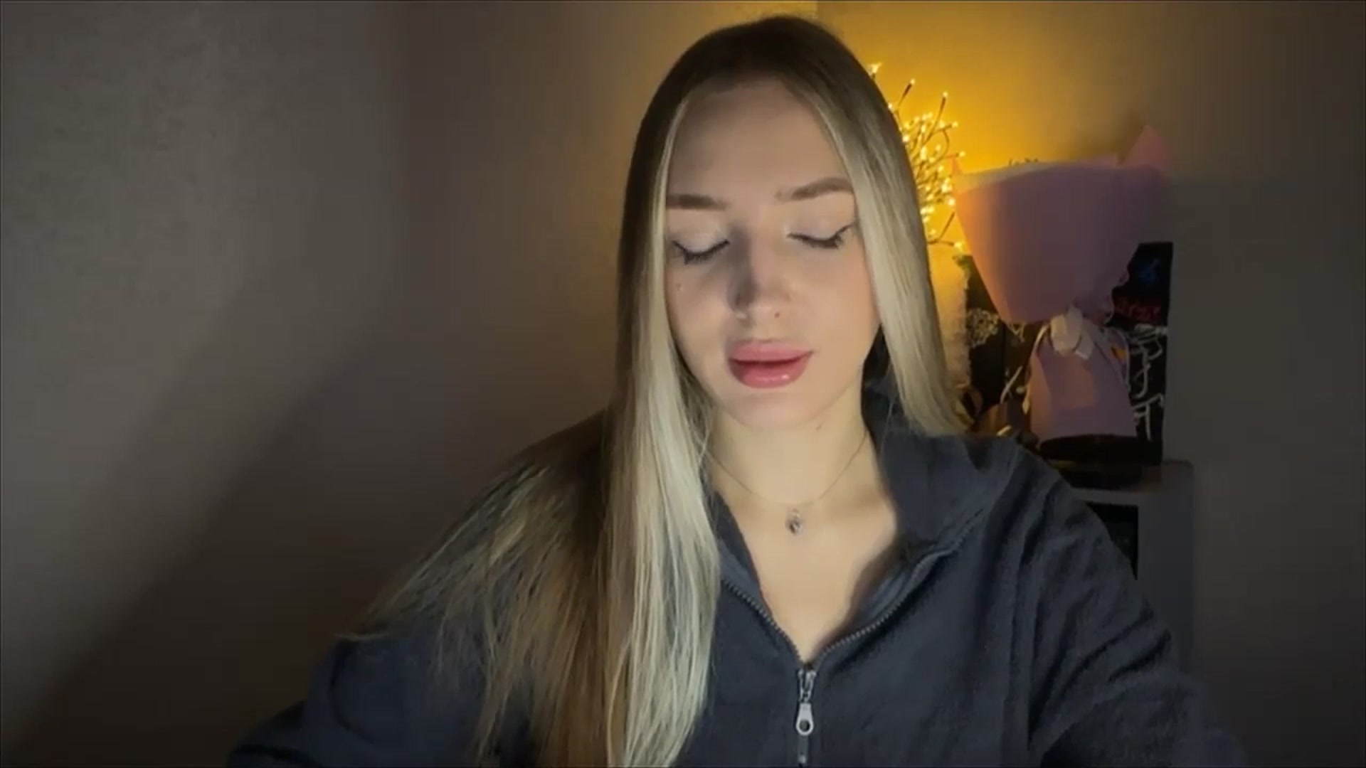 Gallery image thumbnail from My_Diana's myfreecams stream on, 11/20/2024, 14:49 image 10 of 20
