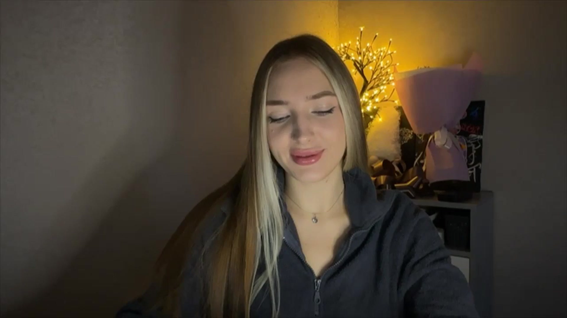 Gallery image thumbnail from My_Diana's myfreecams stream on, 11/20/2024, 14:49 image 11 of 20
