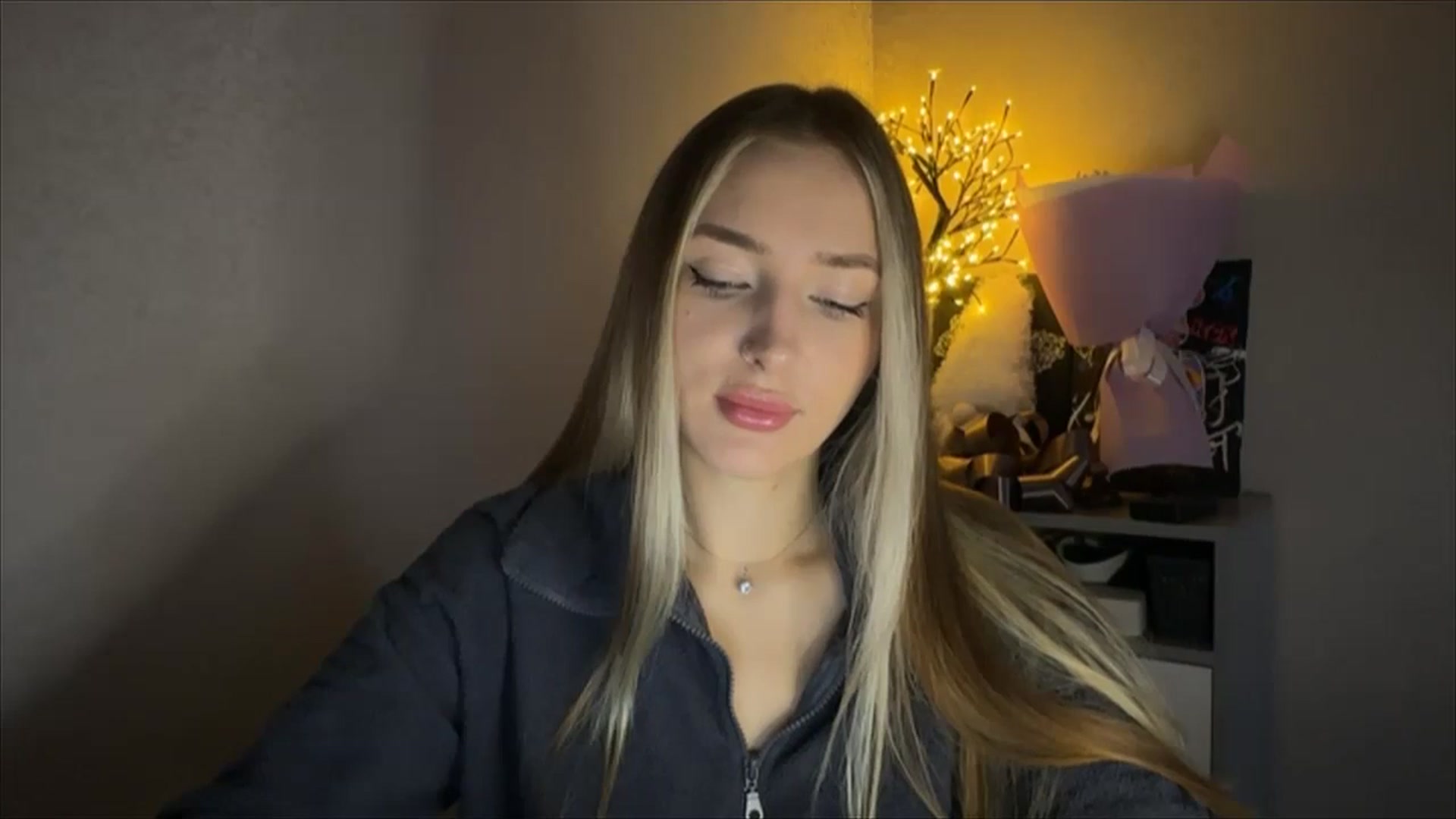 Gallery image thumbnail from My_Diana's myfreecams stream on, 11/20/2024, 14:49 image 6 of 20