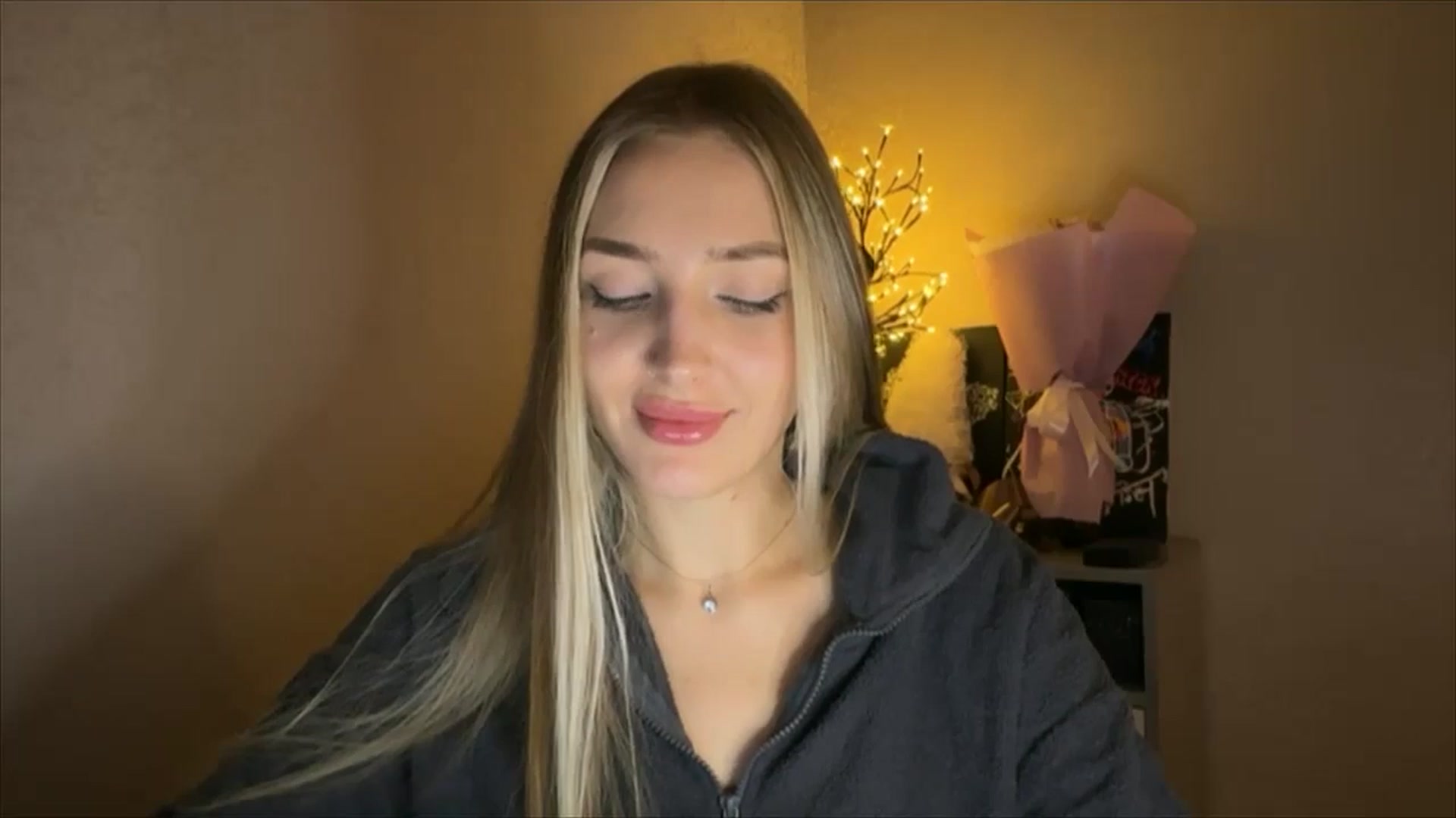 Gallery image thumbnail from My_Diana's myfreecams stream on, 11/20/2024, 22:43 image 3 of 20