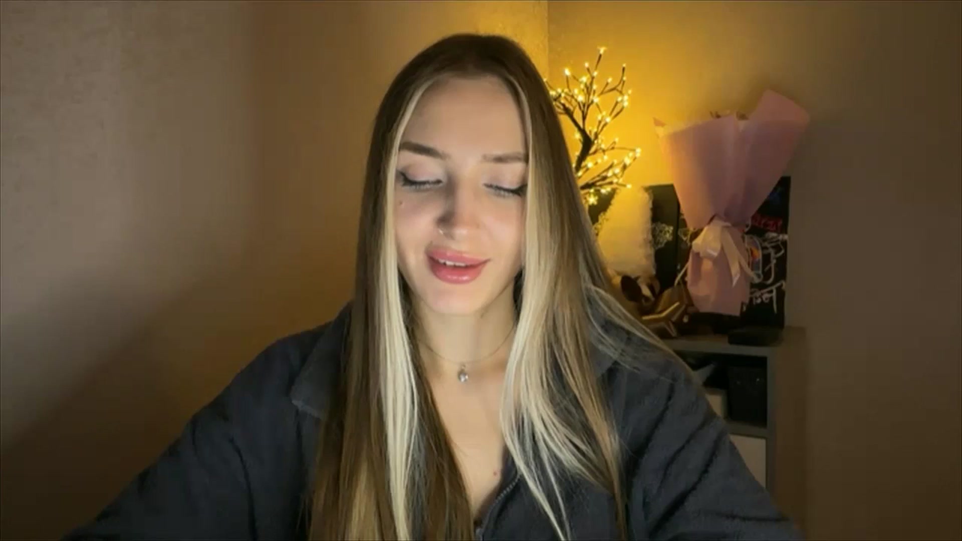 Gallery image thumbnail from My_Diana's myfreecams stream on, 11/20/2024, 22:43 image 19 of 20