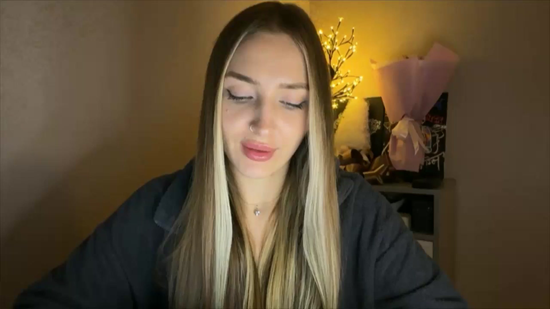 Gallery image thumbnail from My_Diana's myfreecams stream on, 11/20/2024, 23:51 image 1 of 20