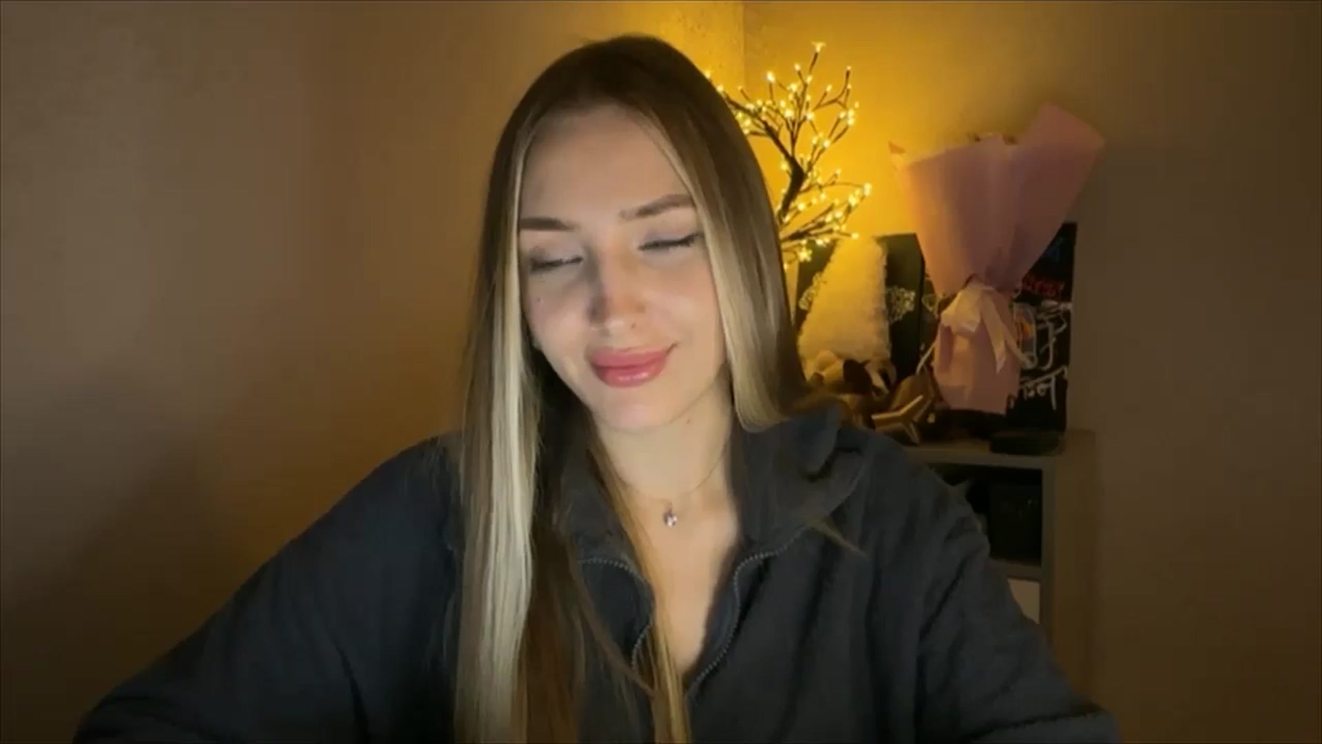 Gallery image thumbnail from My_Diana's myfreecams stream on, 11/20/2024, 23:51 image 4 of 20