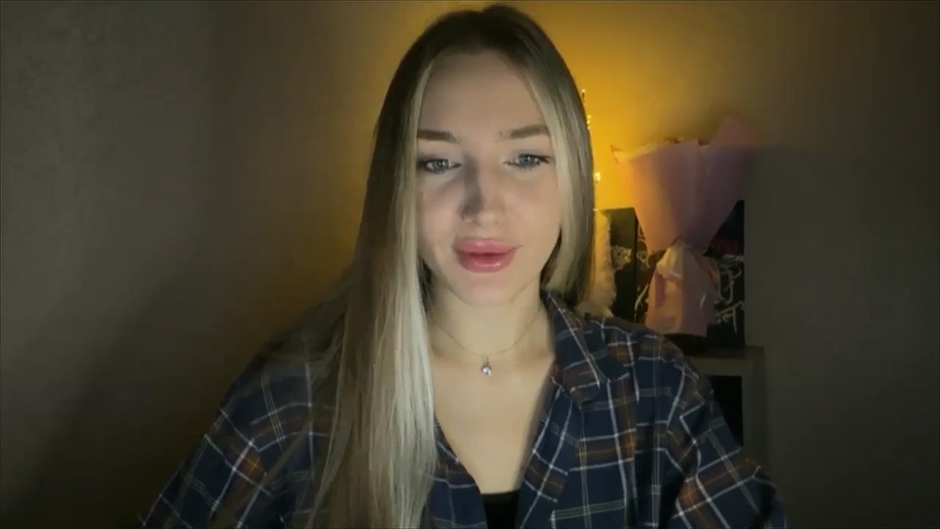 Gallery image thumbnail from My_Diana's myfreecams stream on, 11/21/2024, 15:39 image 11 of 20