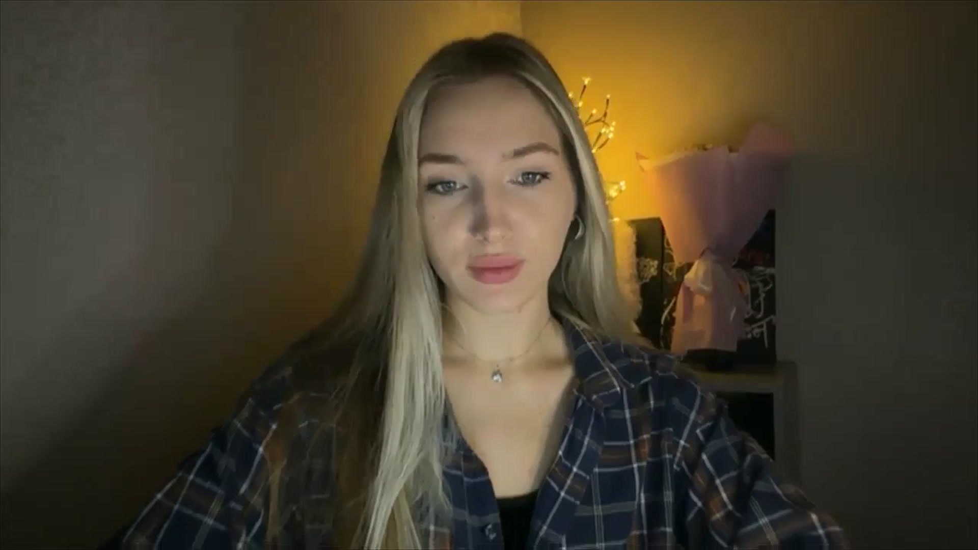 Gallery image thumbnail from My_Diana's myfreecams stream on, 11/21/2024, 15:39 image 2 of 20