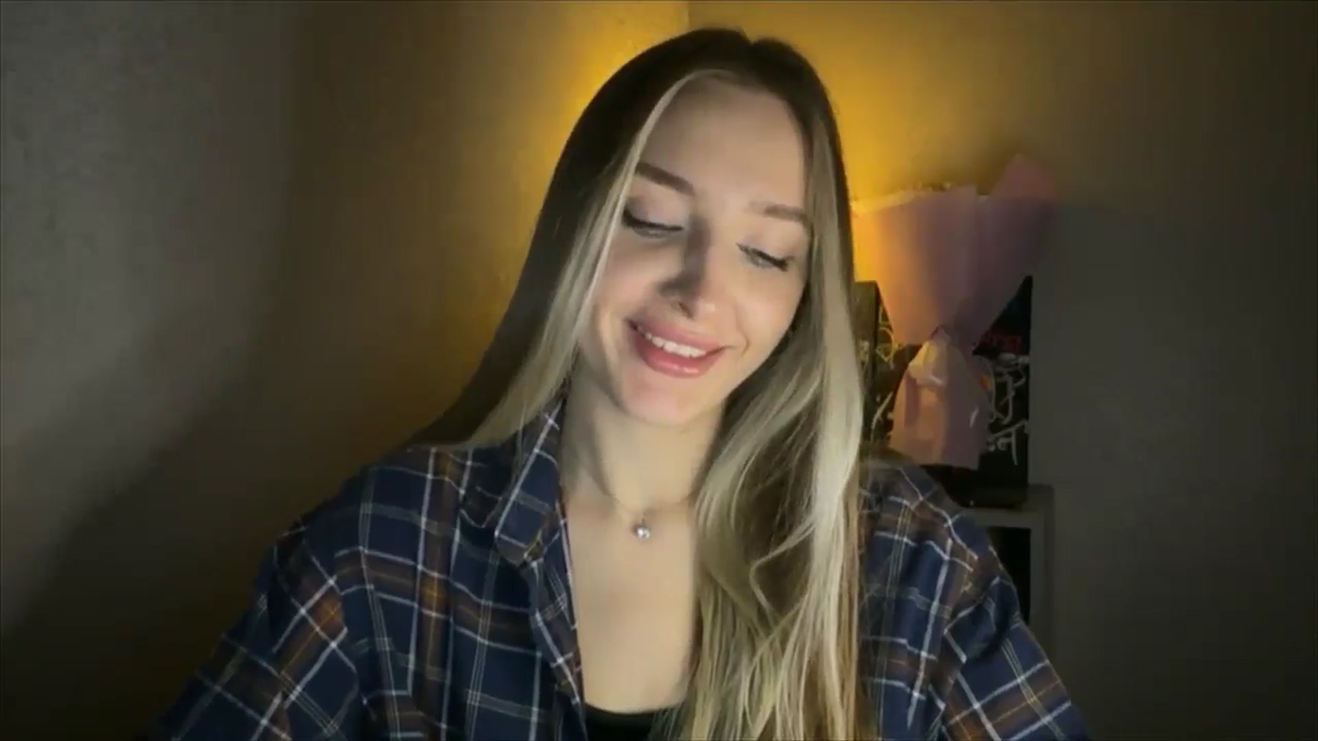 Gallery image thumbnail from My_Diana's myfreecams stream on, 11/21/2024, 23:01 image 13 of 20