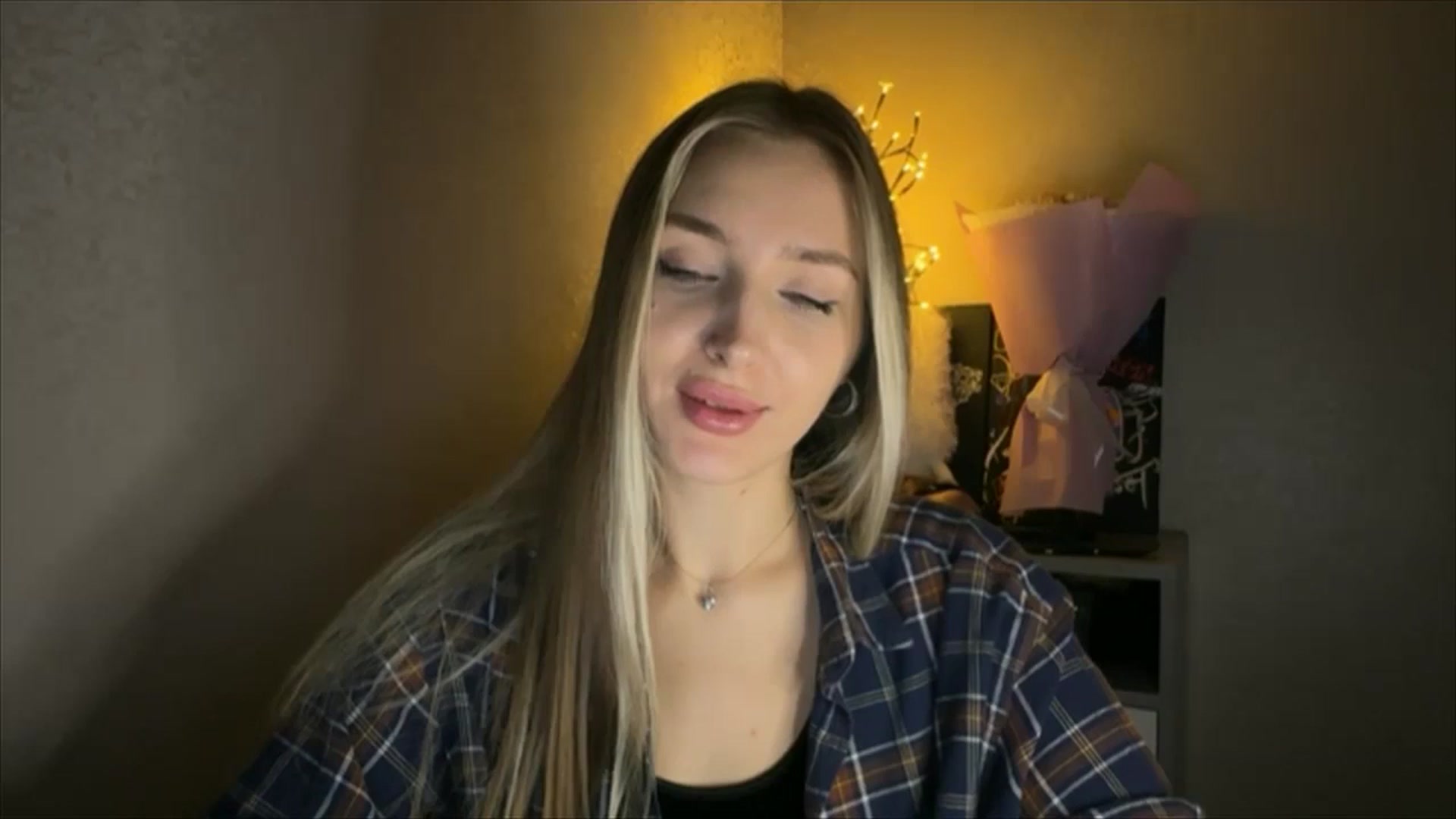 Gallery image thumbnail from My_Diana's myfreecams stream on, 11/21/2024, 23:01 image 2 of 20