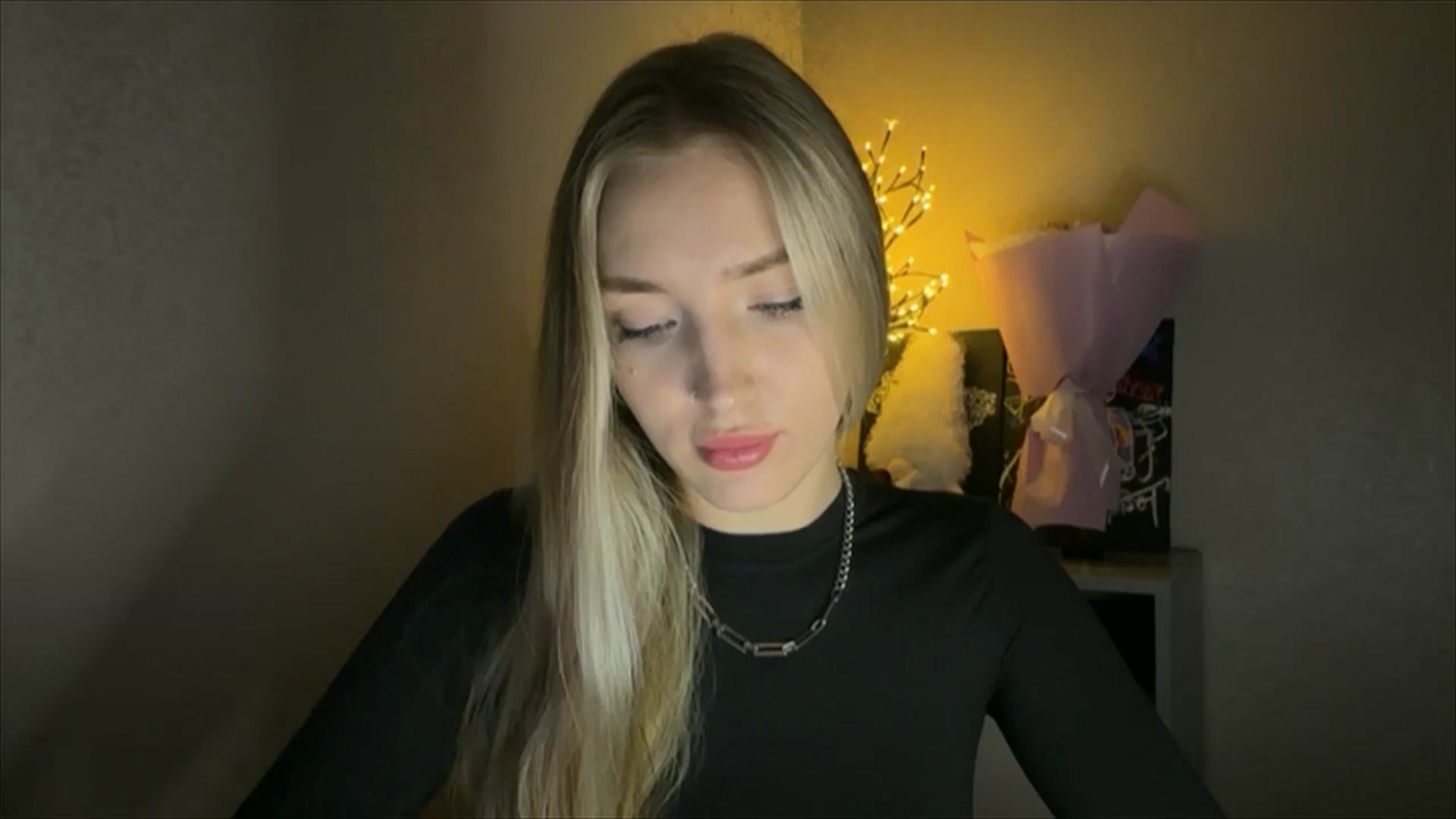 Gallery image thumbnail from My_Diana's myfreecams stream on, 11/22/2024, 14:51 image 5 of 20