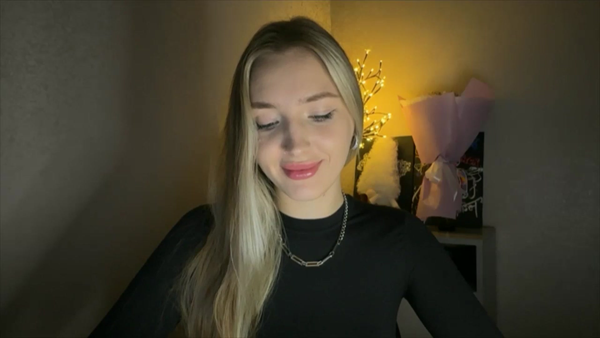 Gallery image thumbnail from My_Diana's myfreecams stream on, 11/22/2024, 14:51 image 3 of 20