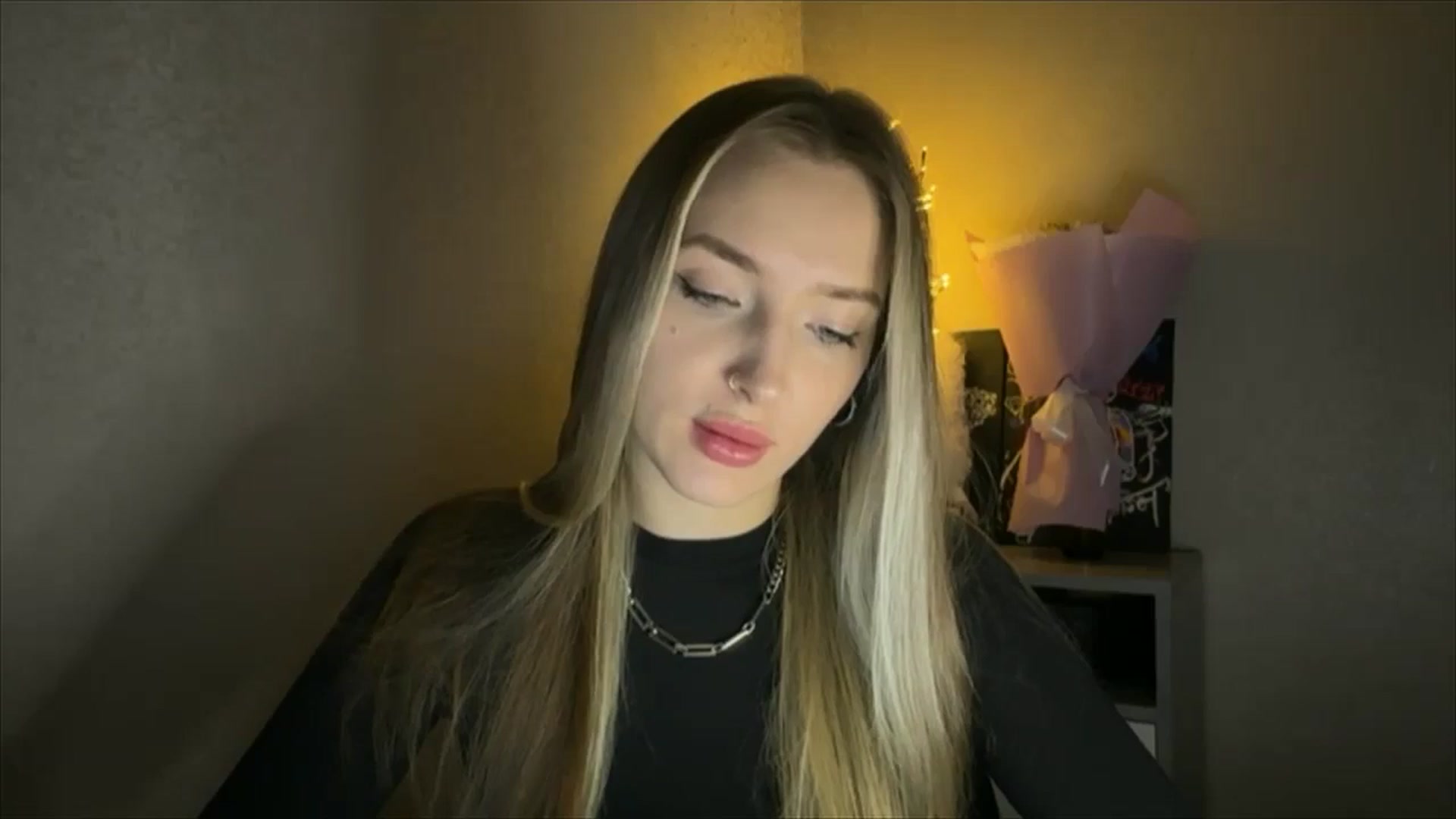 Gallery image thumbnail from My_Diana's myfreecams stream on, 11/22/2024, 14:51 image 7 of 20
