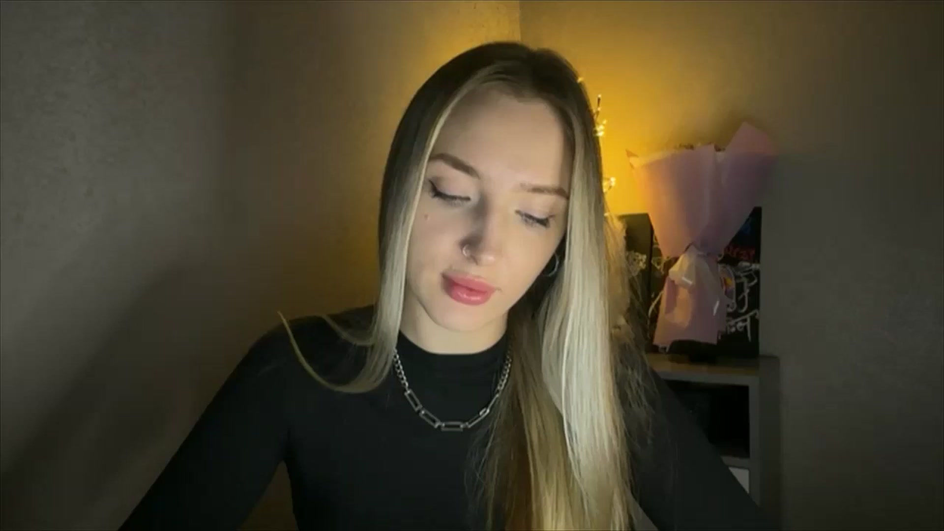 Gallery image thumbnail from My_Diana's myfreecams stream on, 11/22/2024, 14:51 image 1 of 20